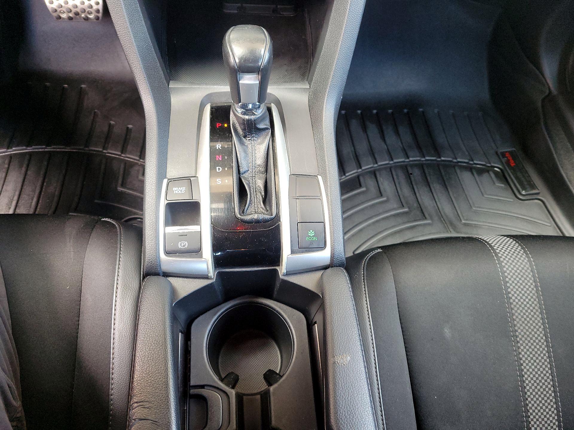 Thumbnail: 2019 Honda Civic - 17