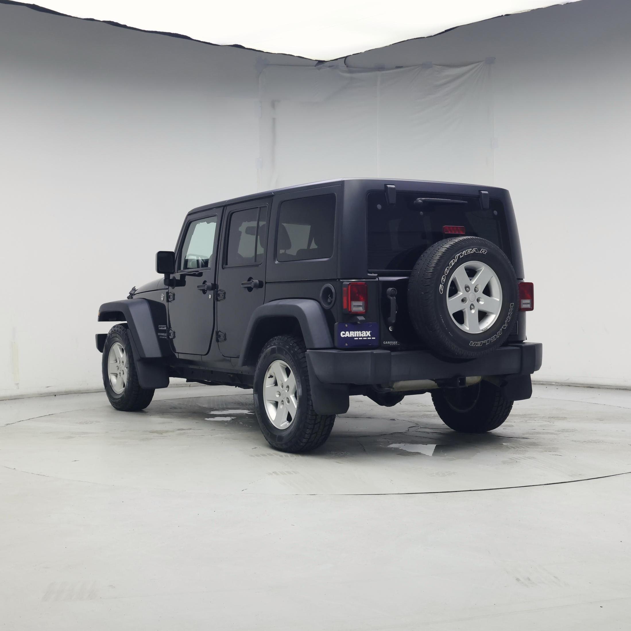 Thumbnail: 2015 Jeep Wrangler - 2