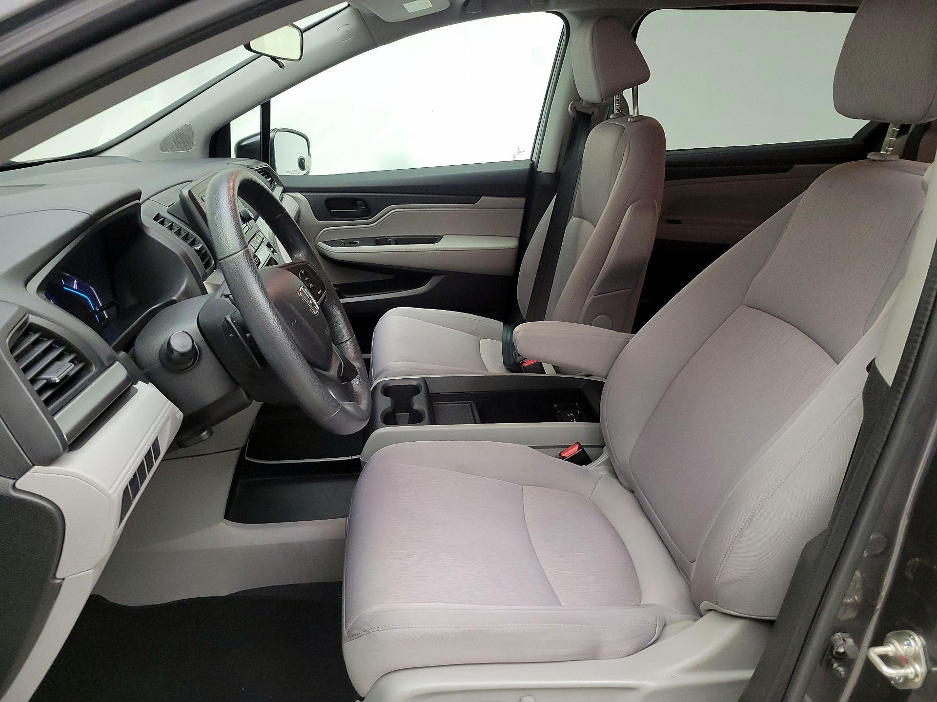 Thumbnail: 2018 Honda Odyssey - 11