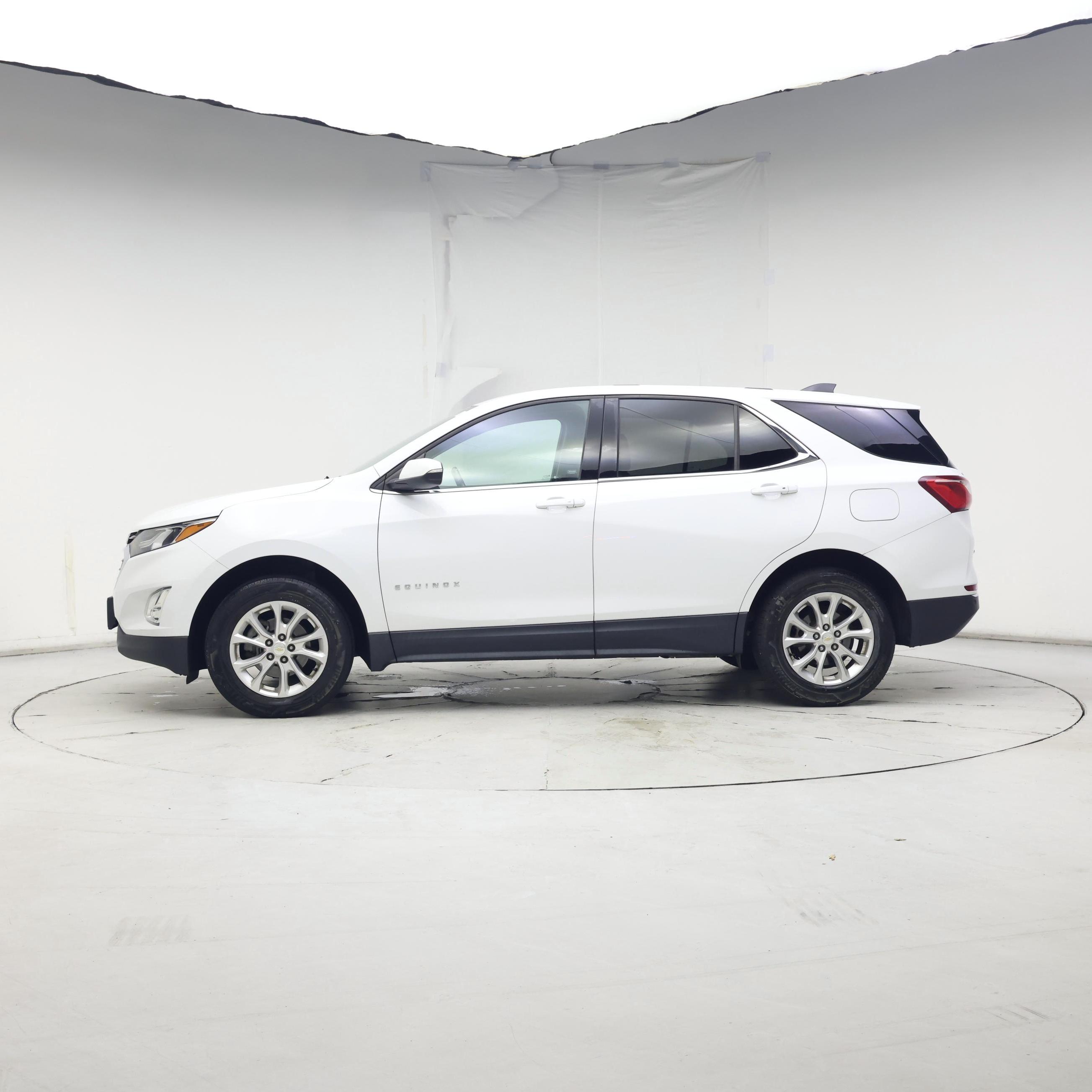 Thumbnail: 2018 Chevrolet Equinox - 3
