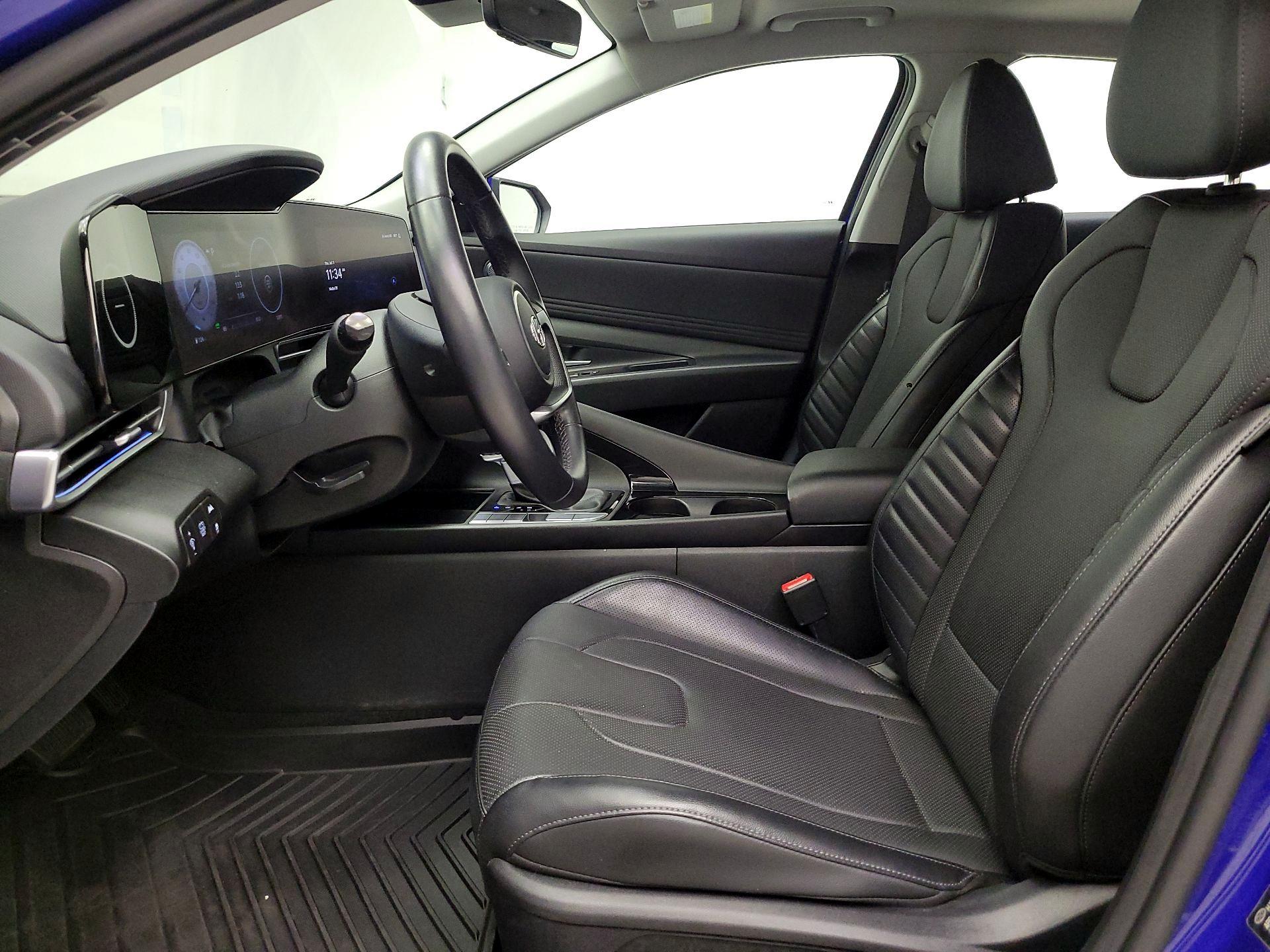 Thumbnail: 2023 Hyundai Elantra - 11