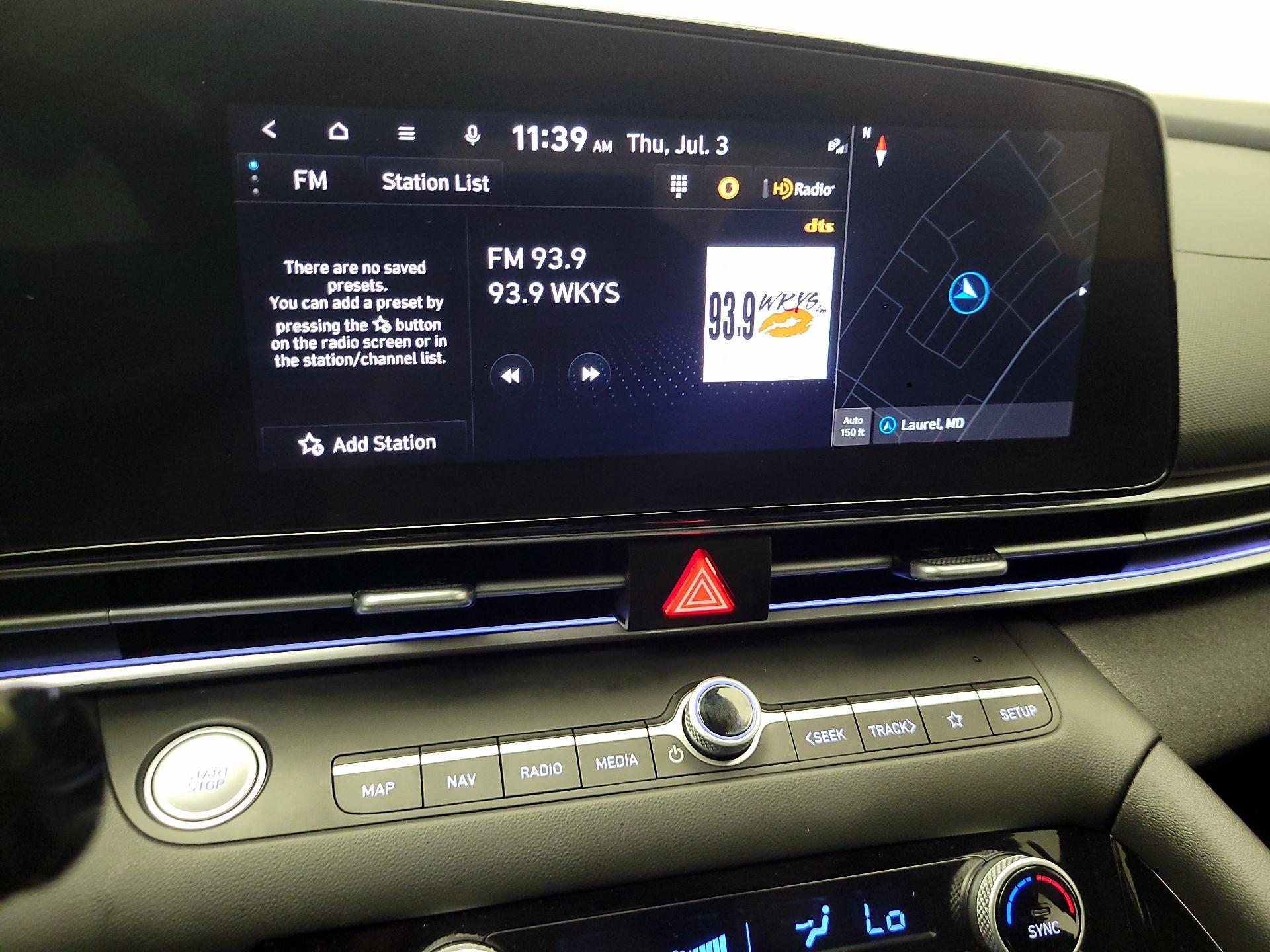 Thumbnail: 2023 Hyundai Elantra - 16