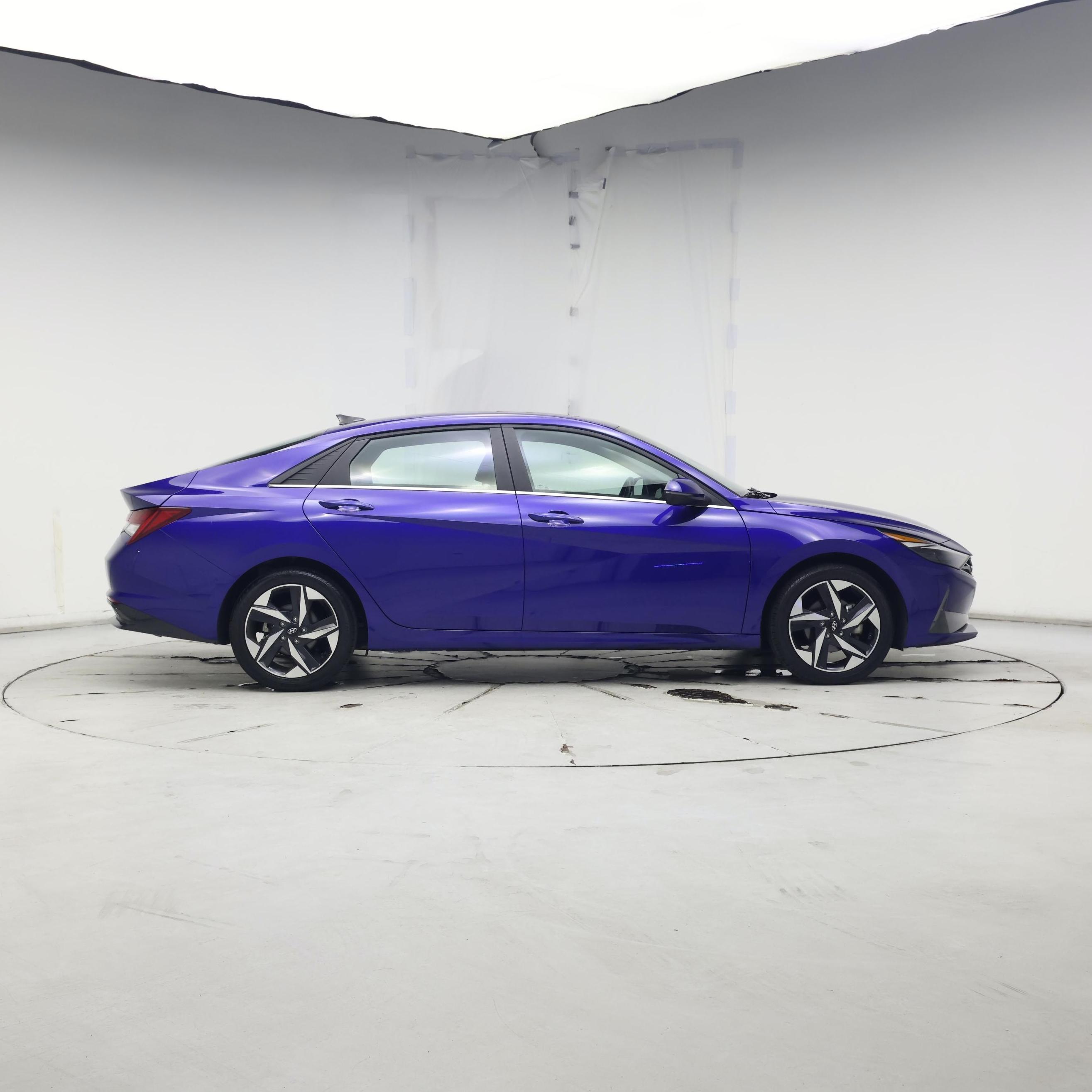 Thumbnail: 2023 Hyundai Elantra - 7