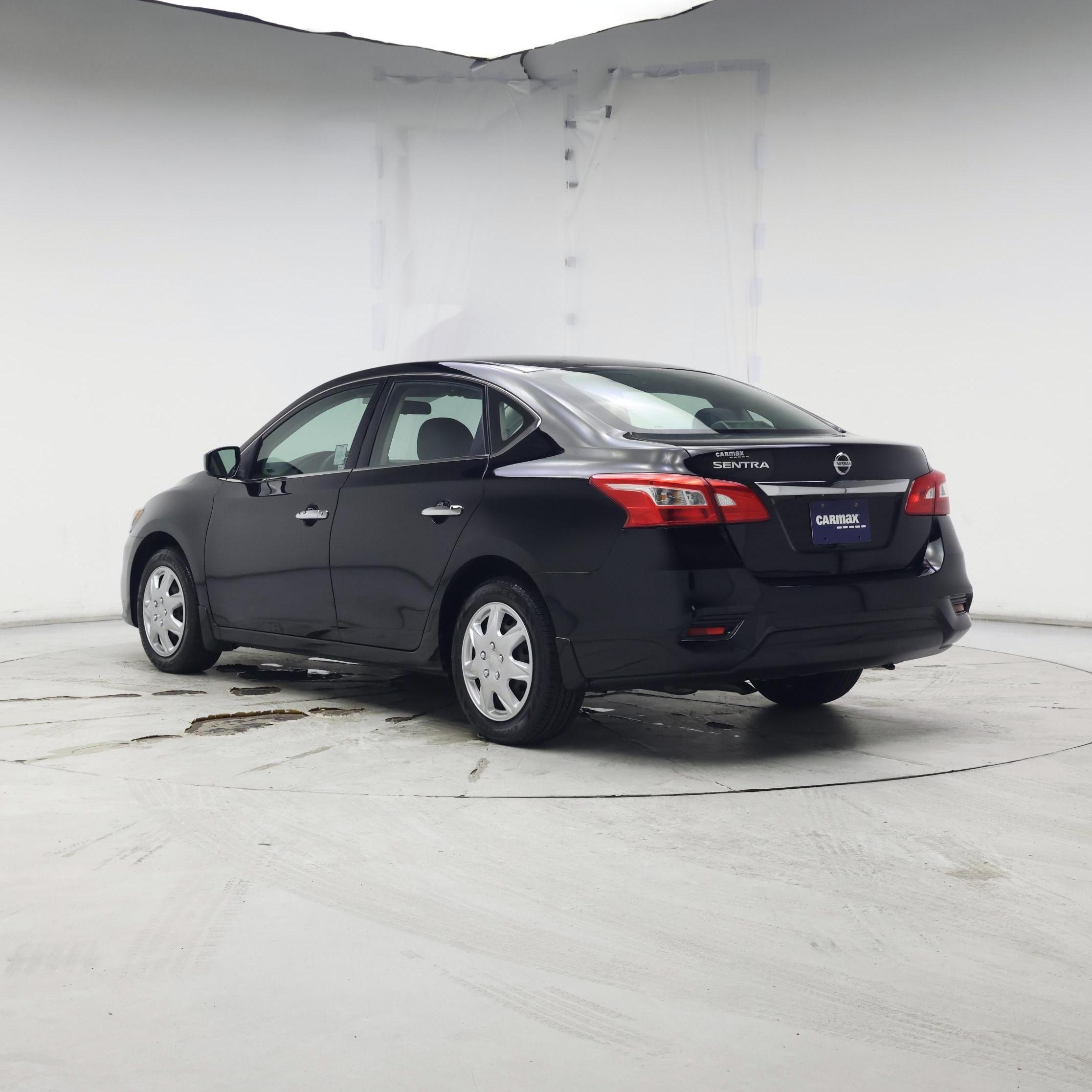 Thumbnail: 2018 Nissan Sentra - 2