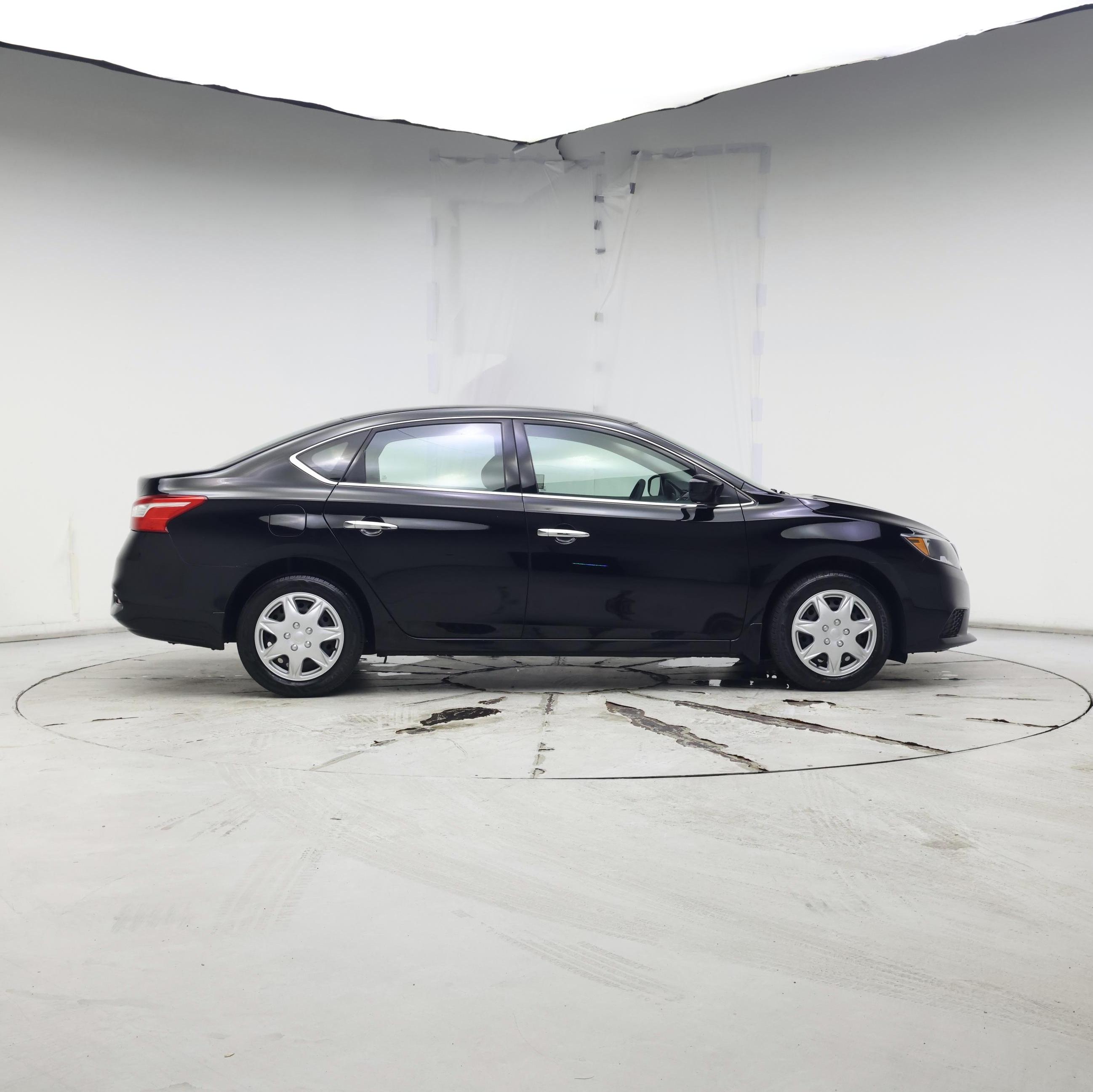Thumbnail: 2018 Nissan Sentra - 7