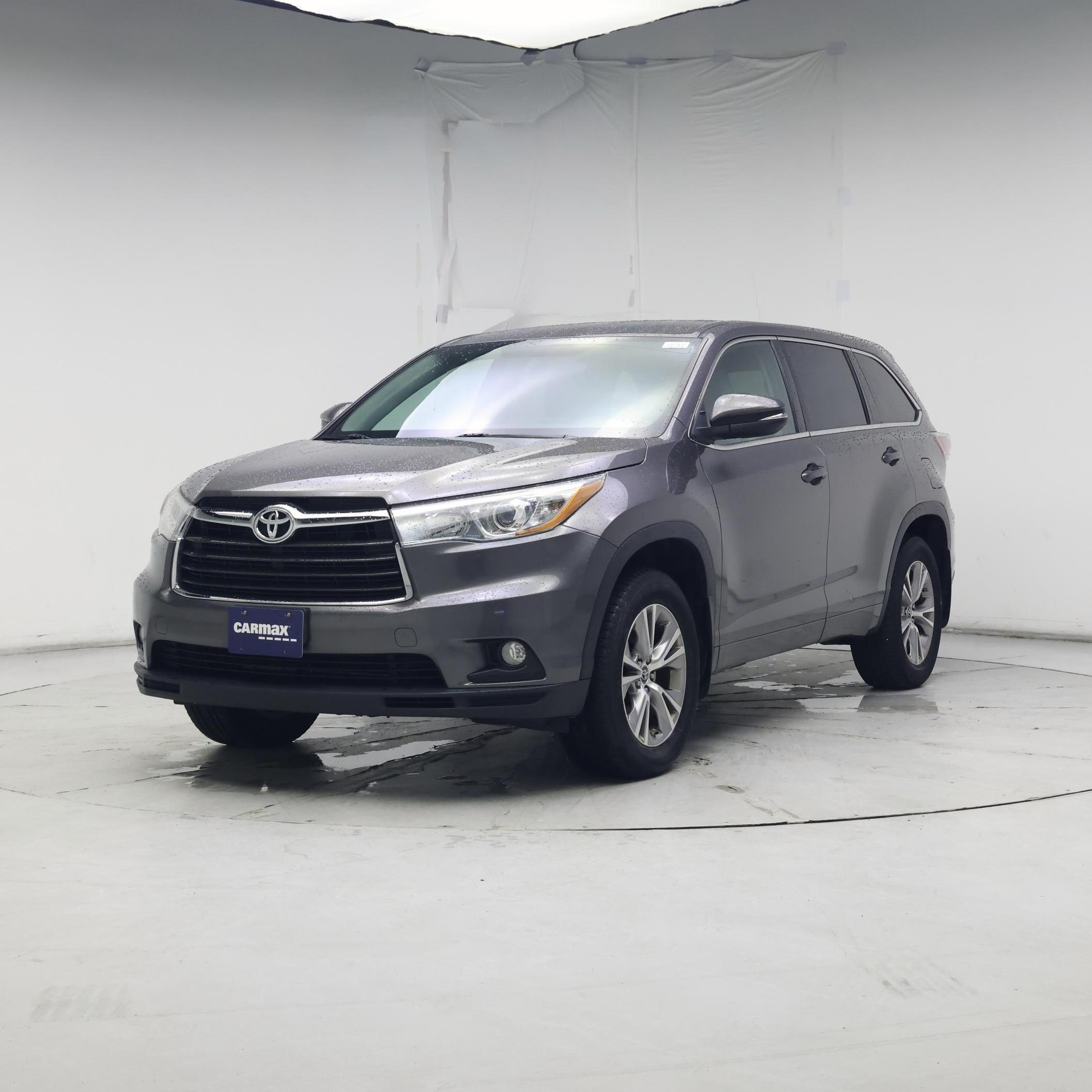 Thumbnail: 2016 Toyota Highlander - 4