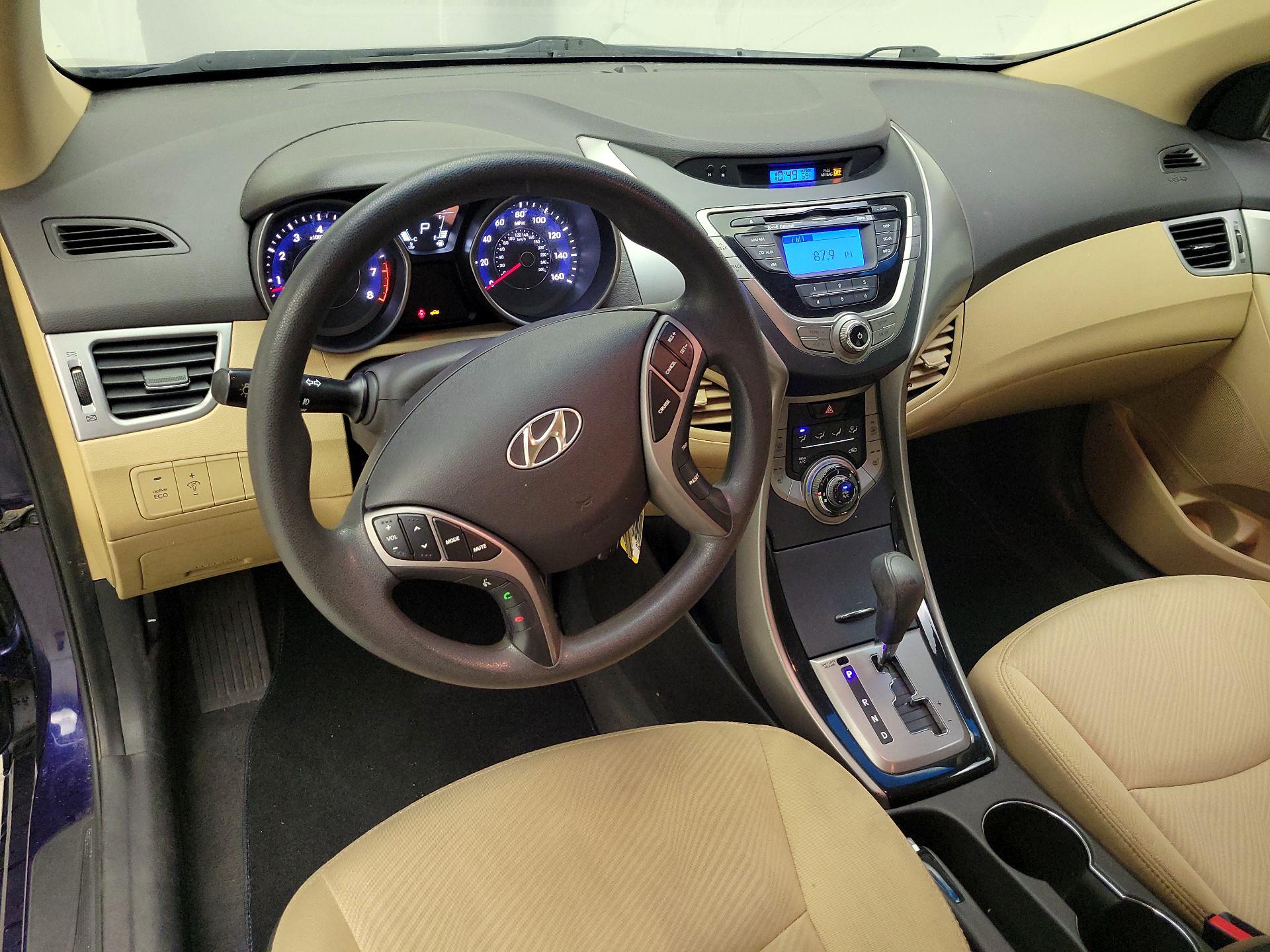 Thumbnail: 2013 Hyundai Elantra - 9