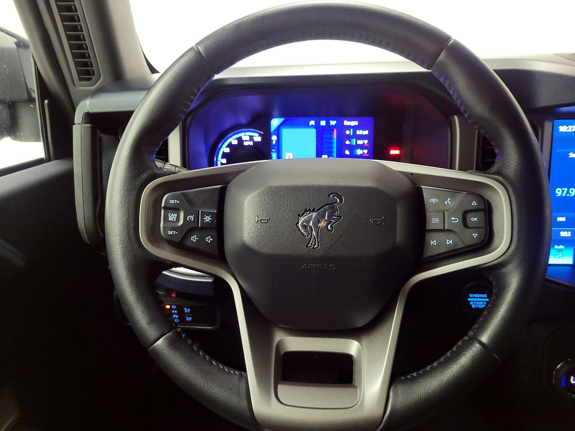 Thumbnail: 2021 Ford Bronco - 10