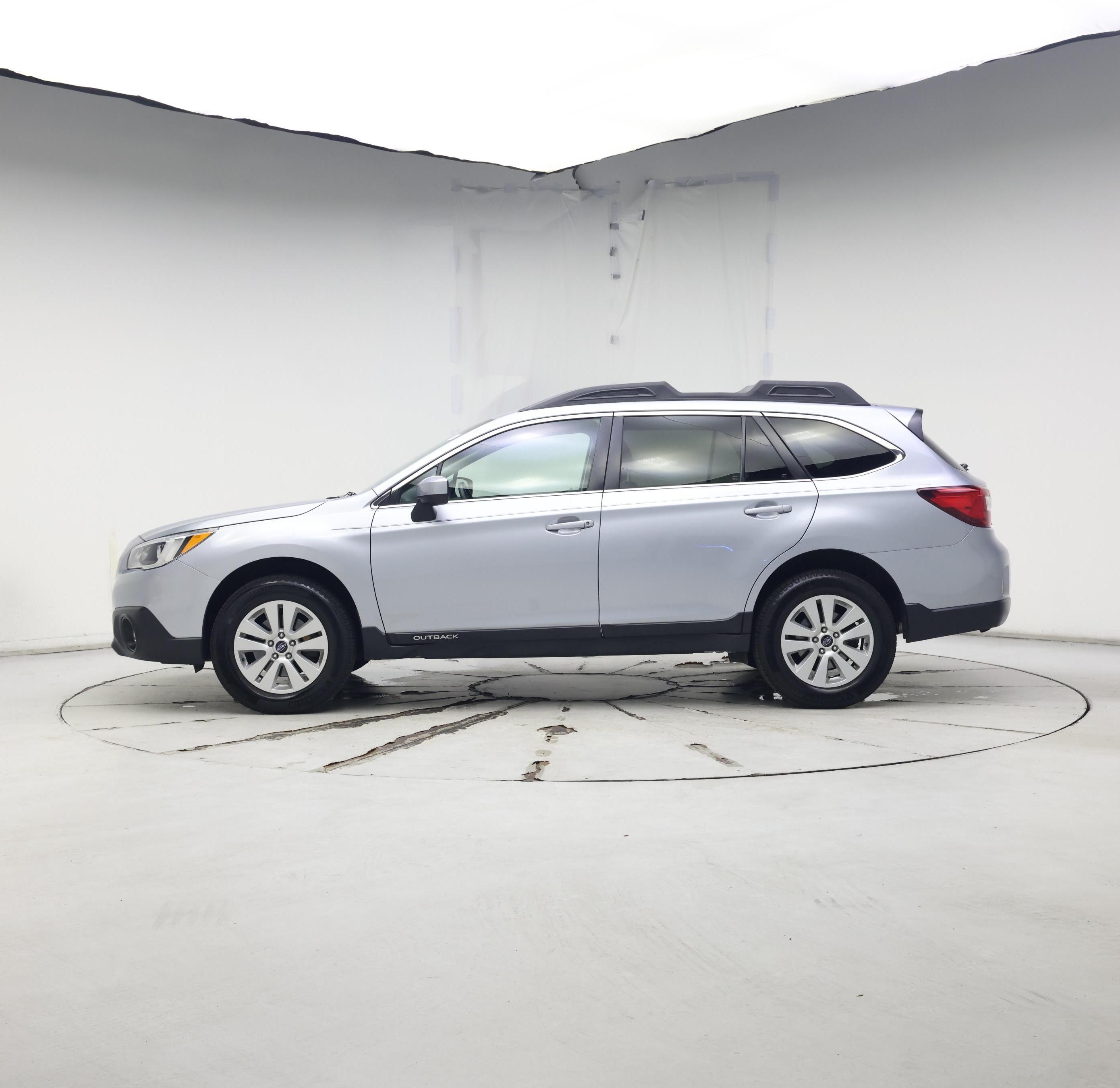 Thumbnail: 2015 Subaru Outback - 3