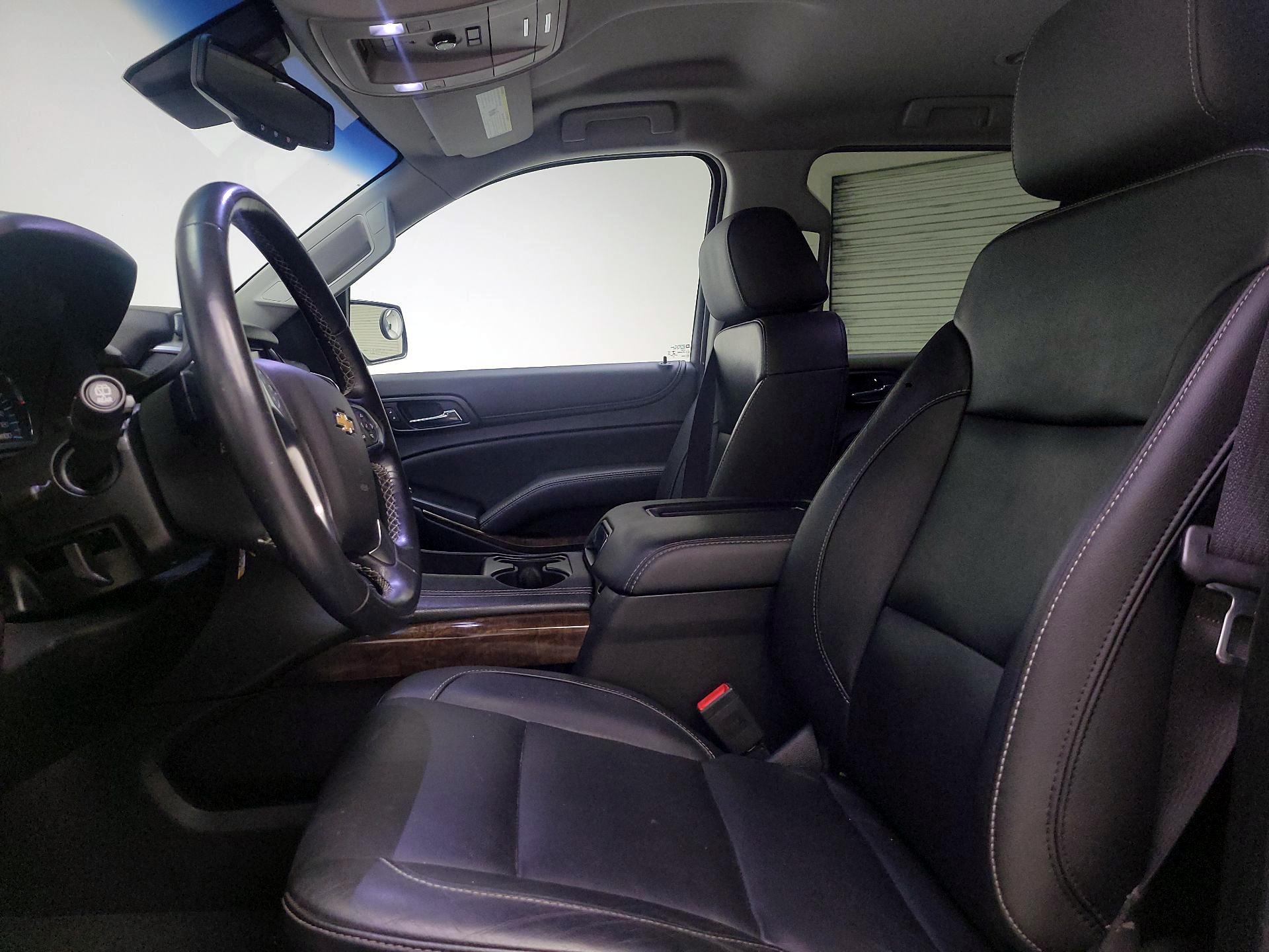 Thumbnail: 2019 Chevrolet Tahoe - 11