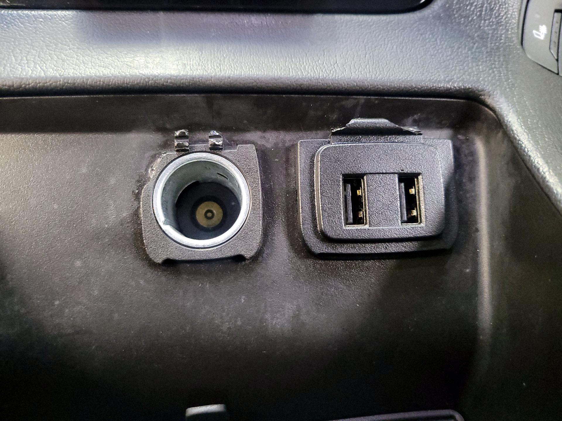 Thumbnail: 2019 Chevrolet Tahoe - 18