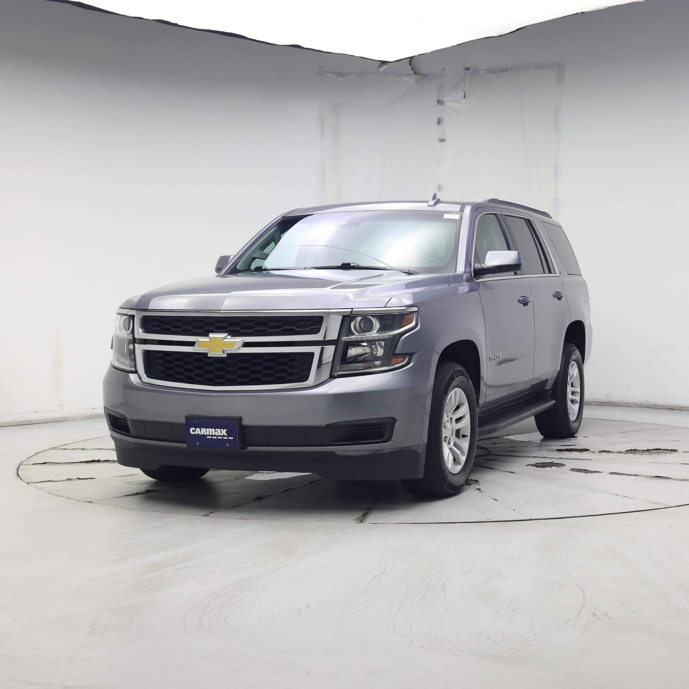 Thumbnail: 2019 Chevrolet Tahoe - 4