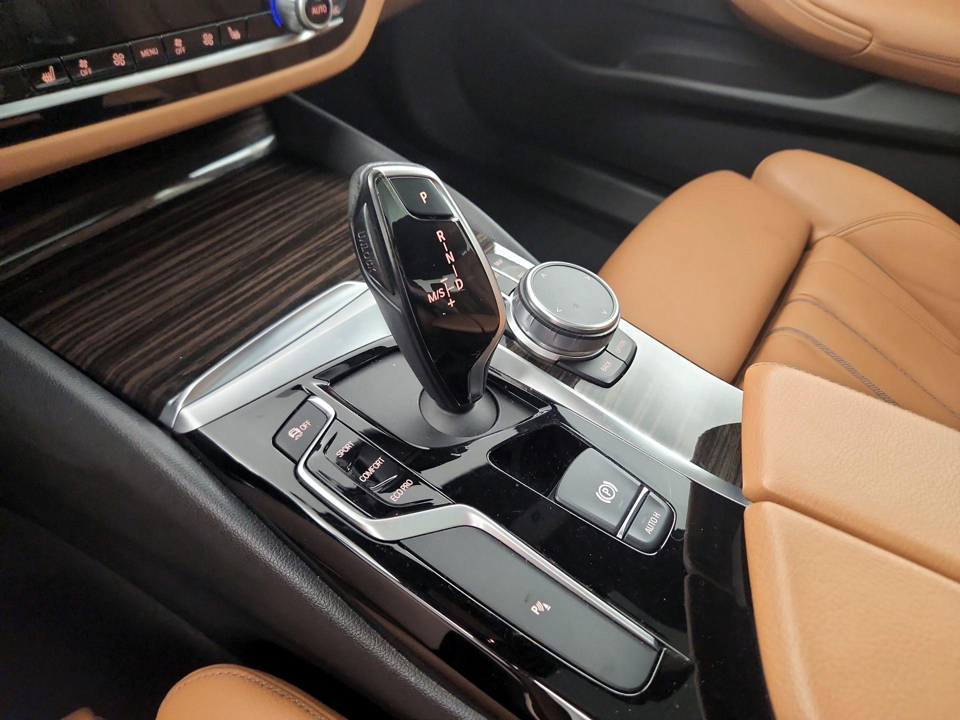 Thumbnail: 2019 BMW 5 Series - 15