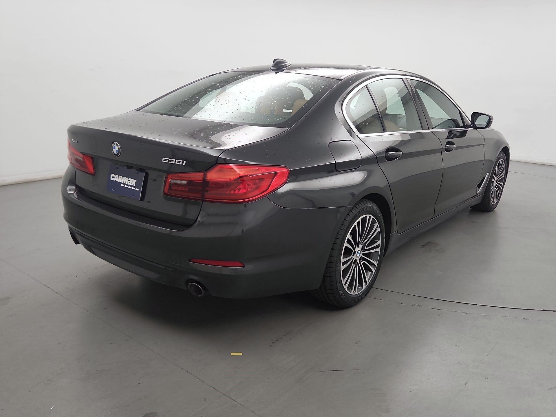 Thumbnail: 2019 BMW 5 Series - 5