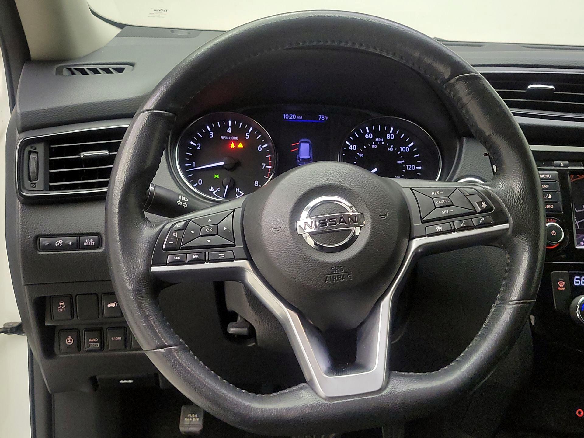 Thumbnail: 2018 Nissan Rogue - 10