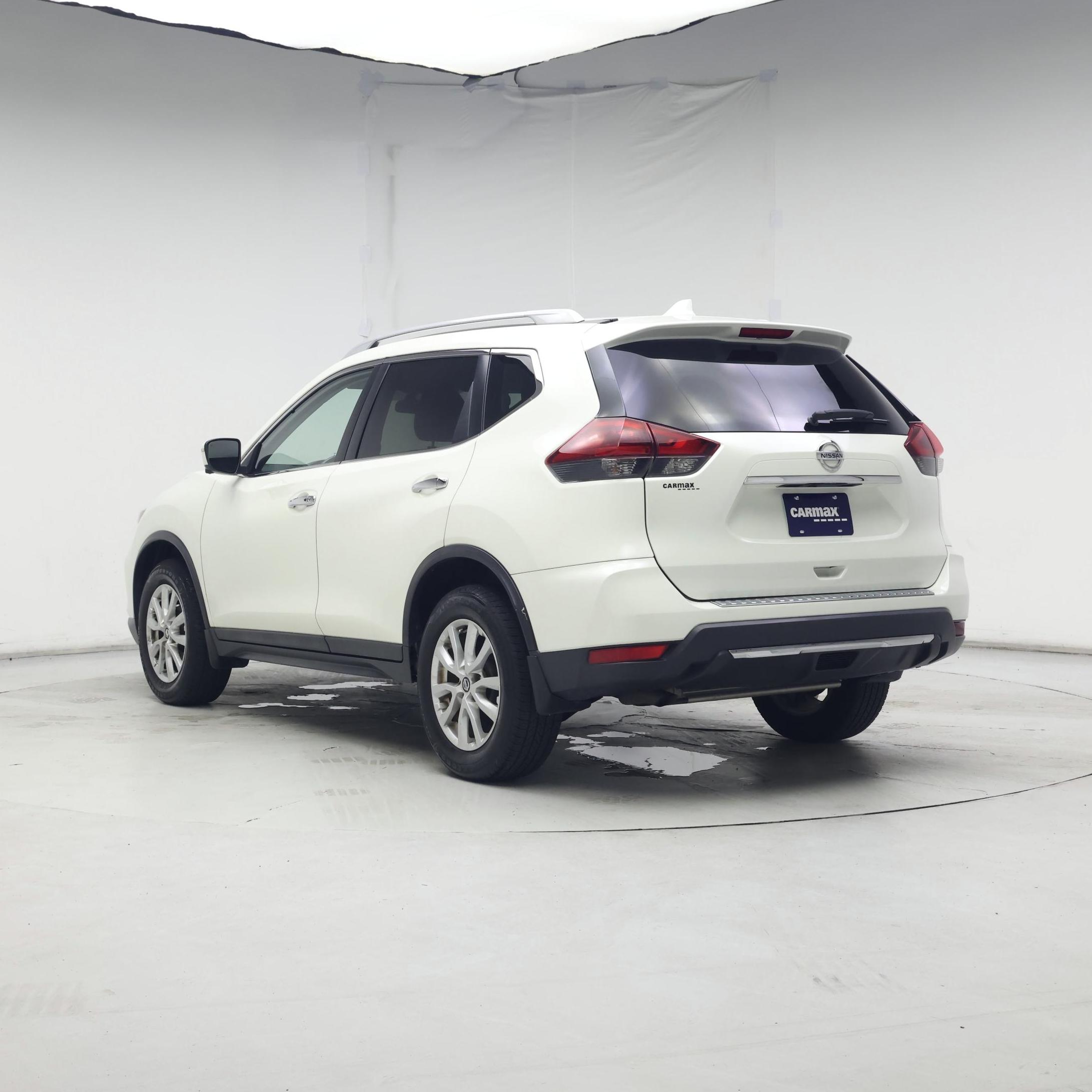 Thumbnail: 2018 Nissan Rogue - 2