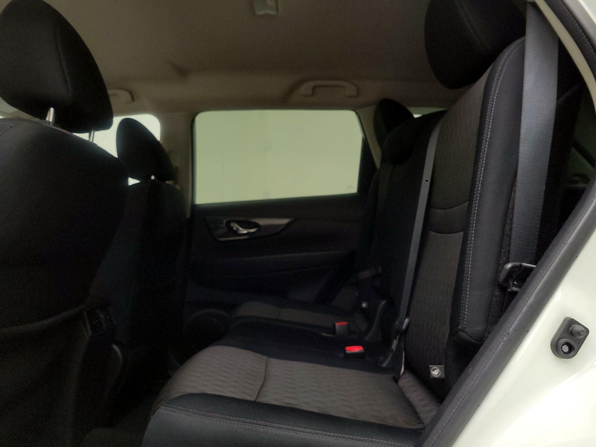 Thumbnail: 2018 Nissan Rogue - 20