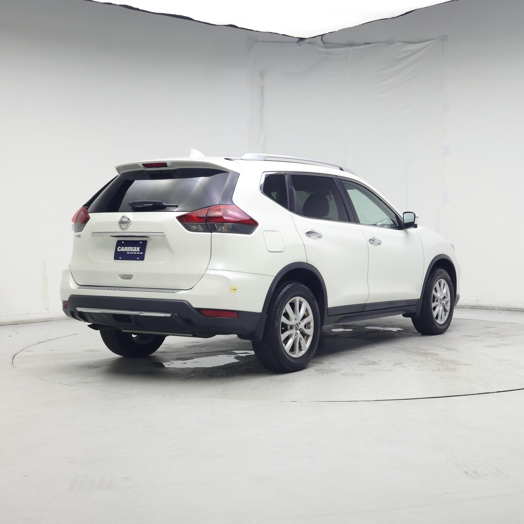 Thumbnail: 2018 Nissan Rogue - 8