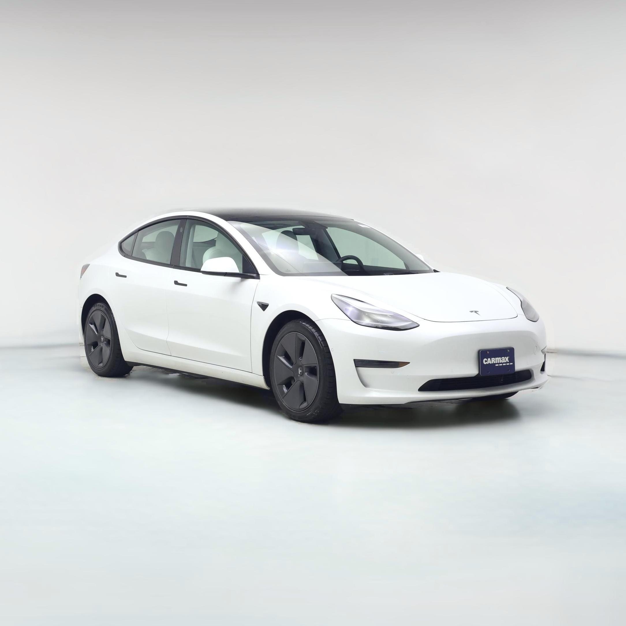 Thumbnail: 2022 Tesla Model 3 - 1