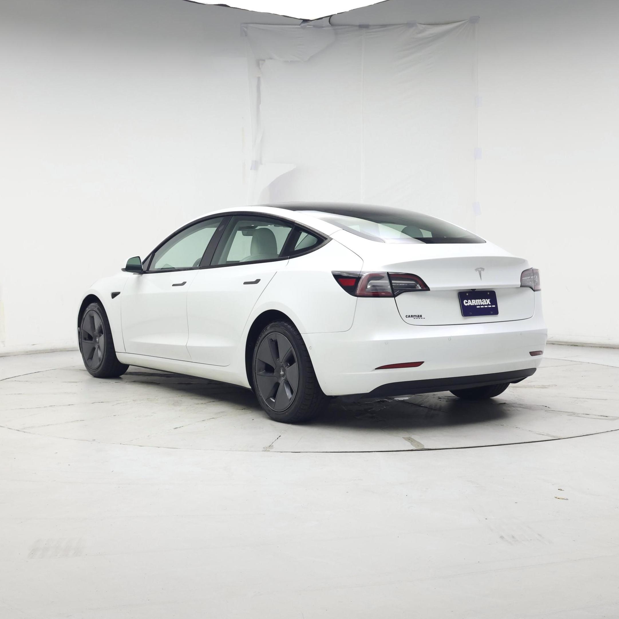 Thumbnail: 2022 Tesla Model 3 - 2