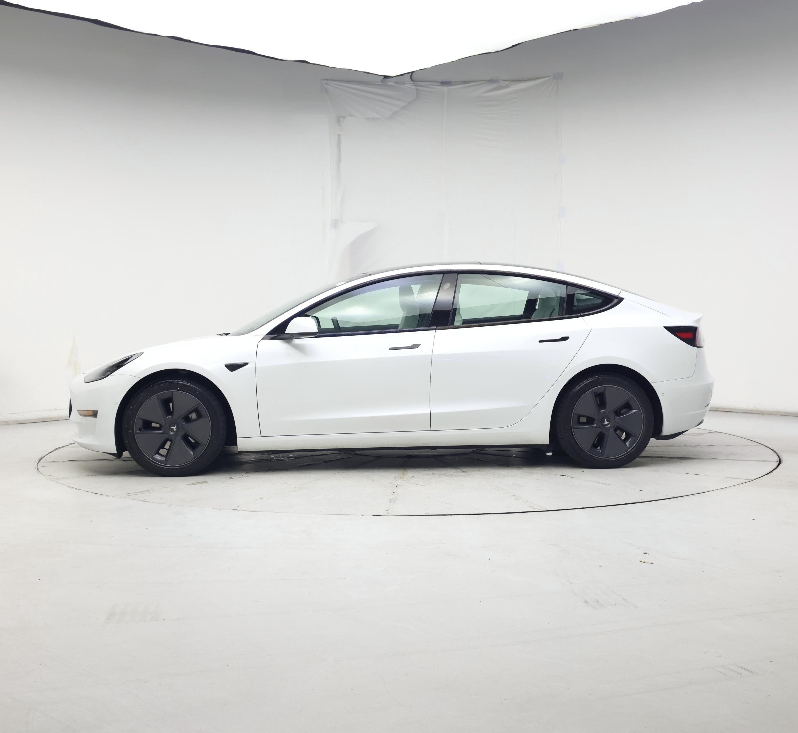 Thumbnail: 2022 Tesla Model 3 - 3