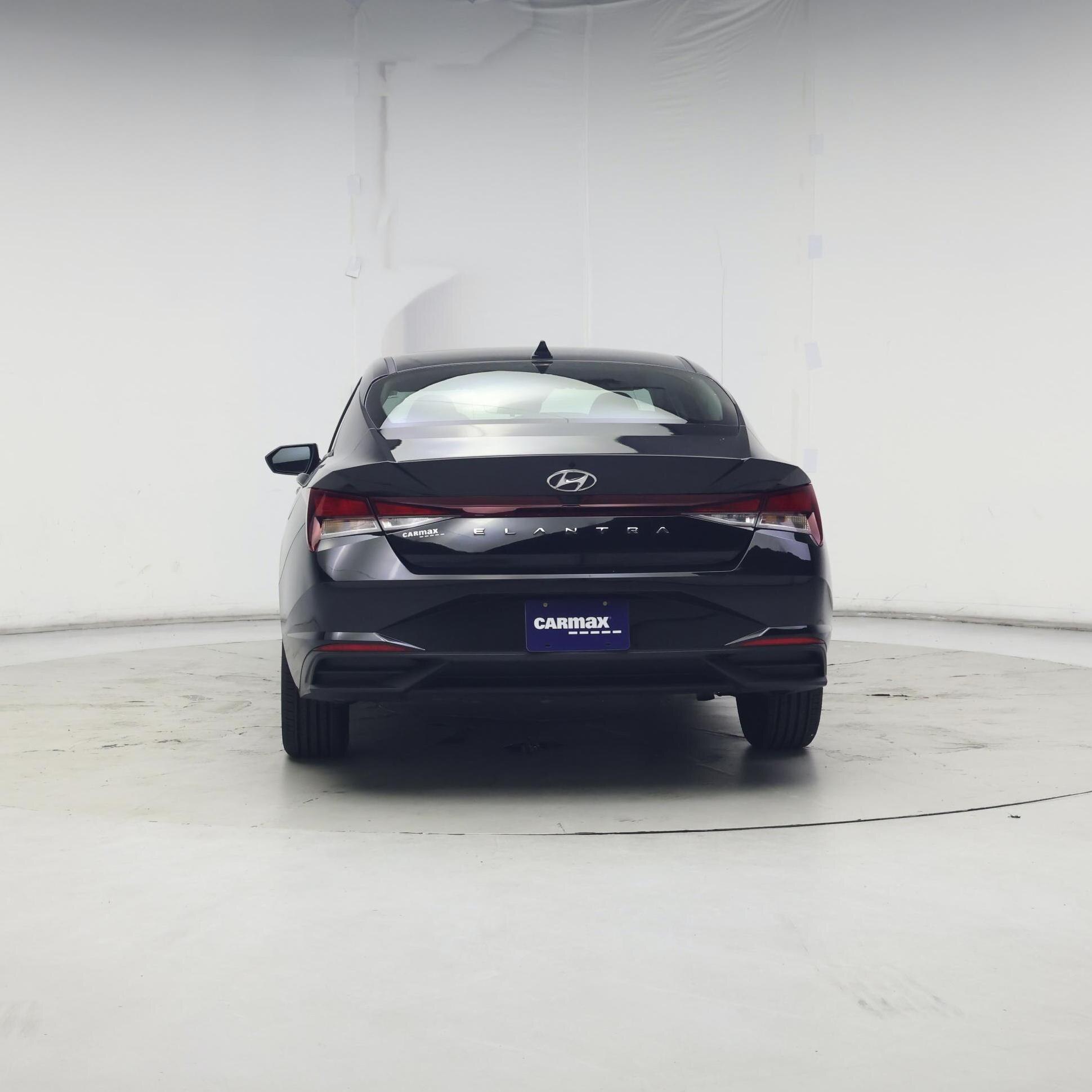 Thumbnail: 2022 Hyundai Elantra - 6