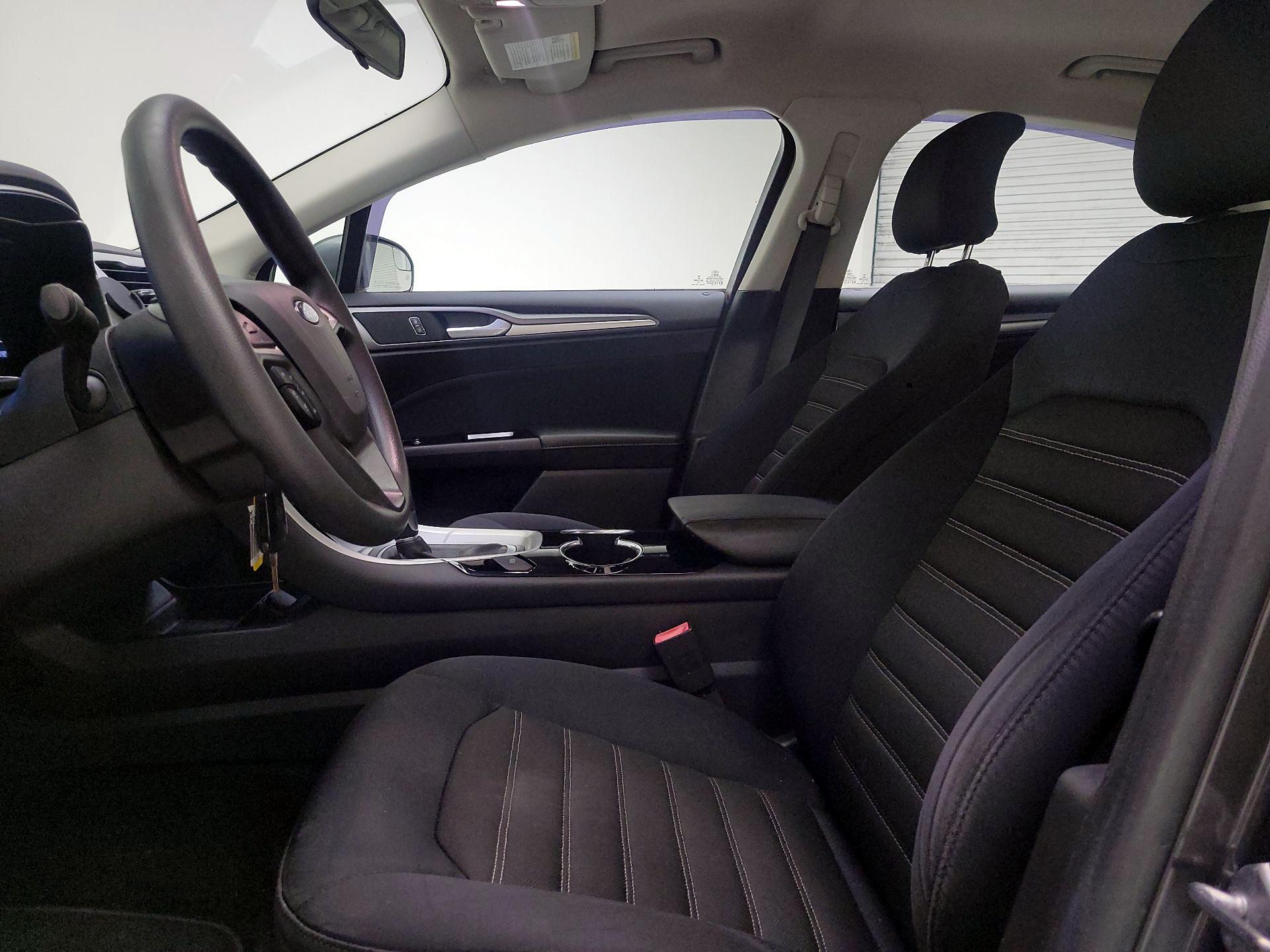 Thumbnail: 2015 Ford Fusion - 11