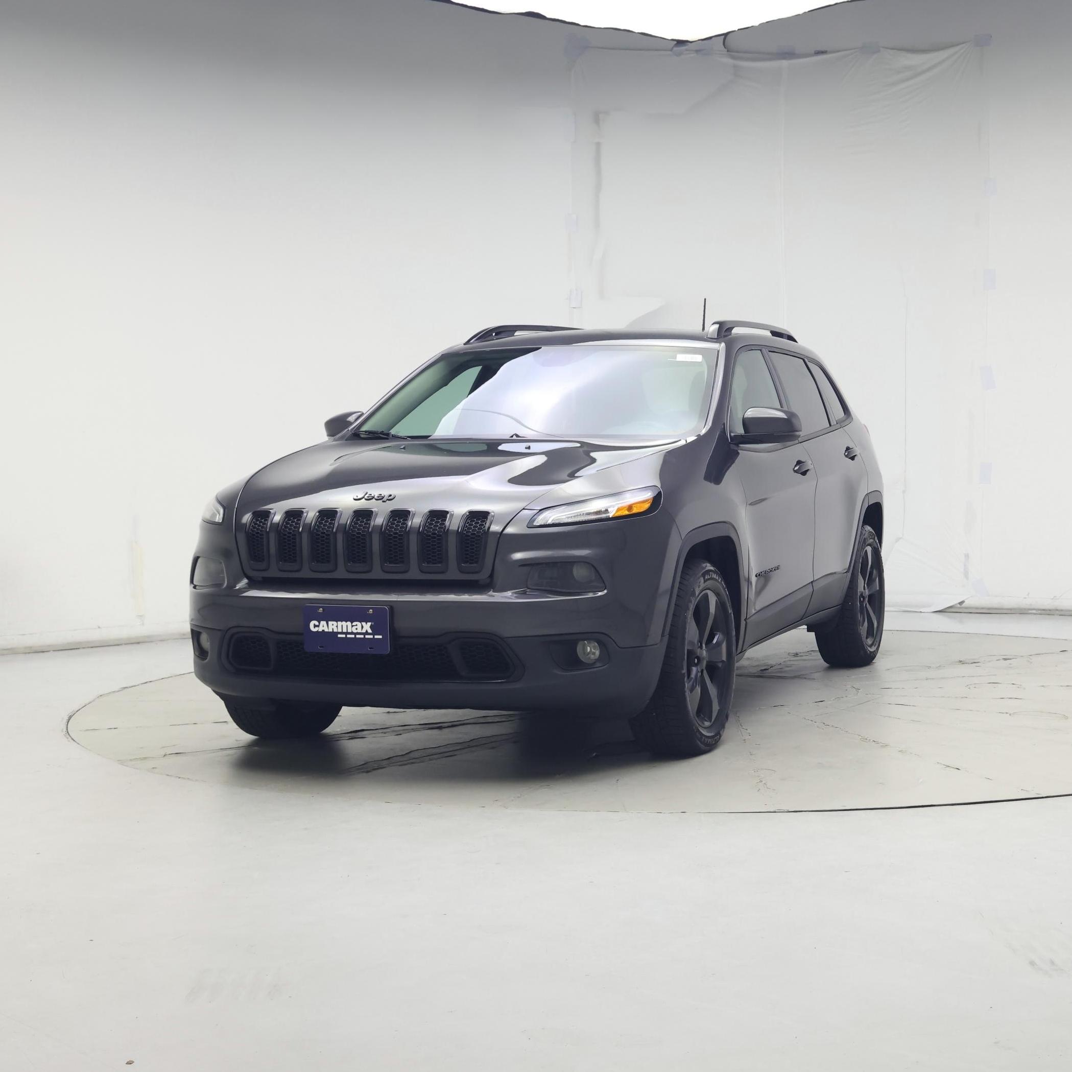 Thumbnail: 2017 Jeep Cherokee - 4