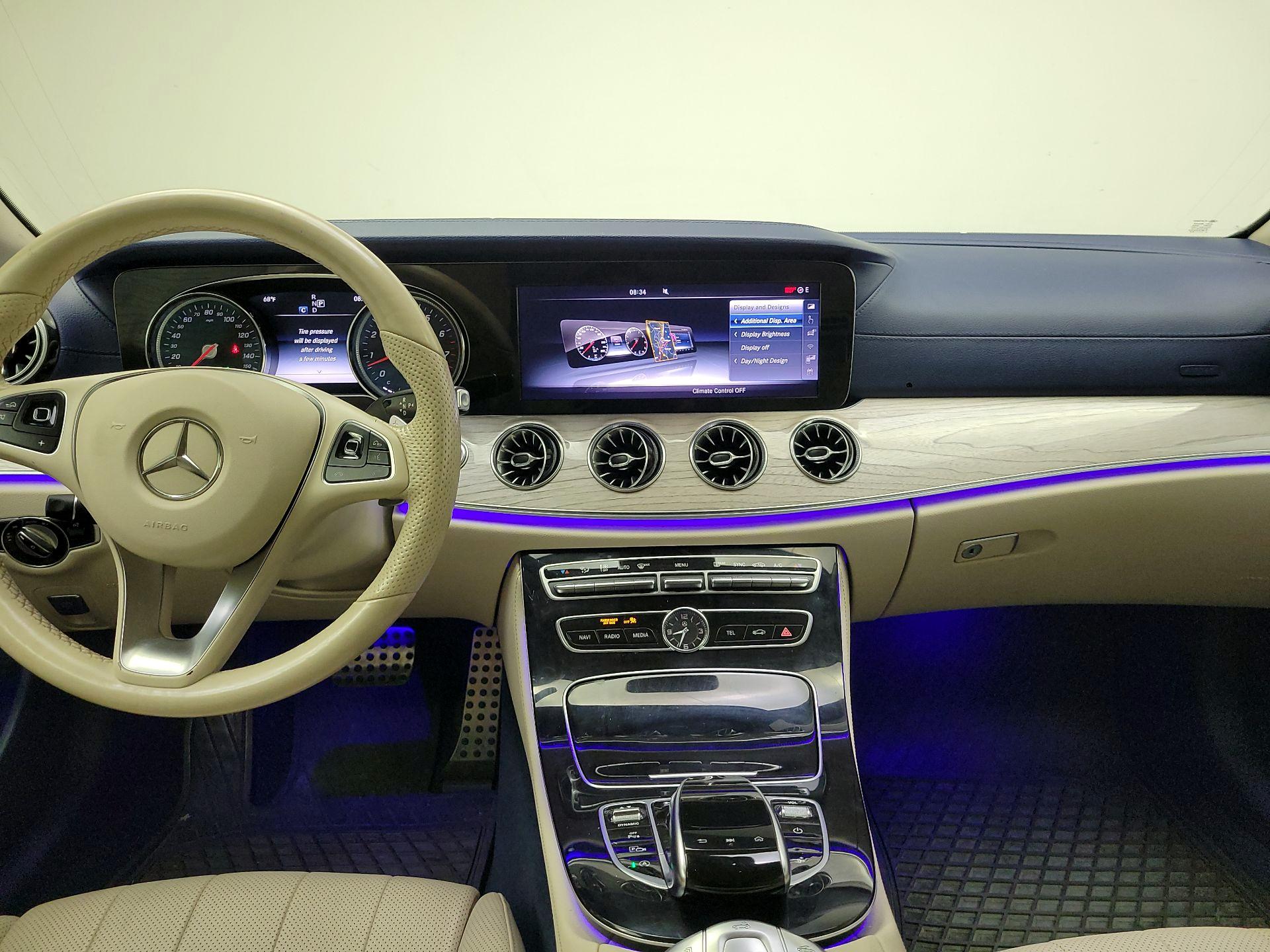 Thumbnail: 2018 Mercedes-Benz E-Class - 9