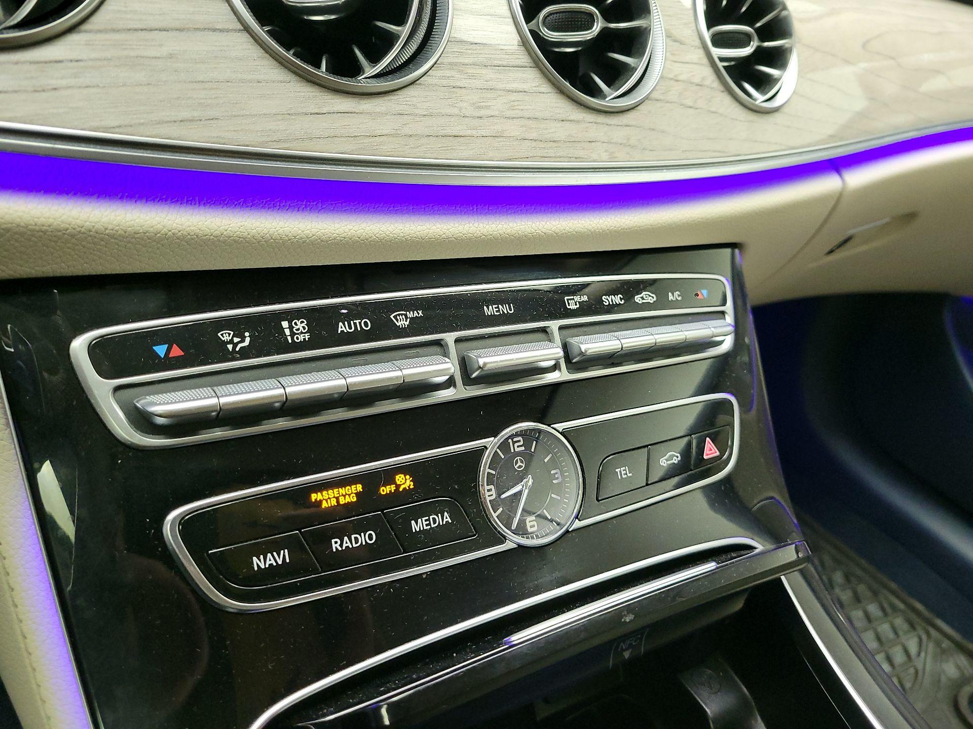 Thumbnail: 2018 Mercedes-Benz E-Class - 17