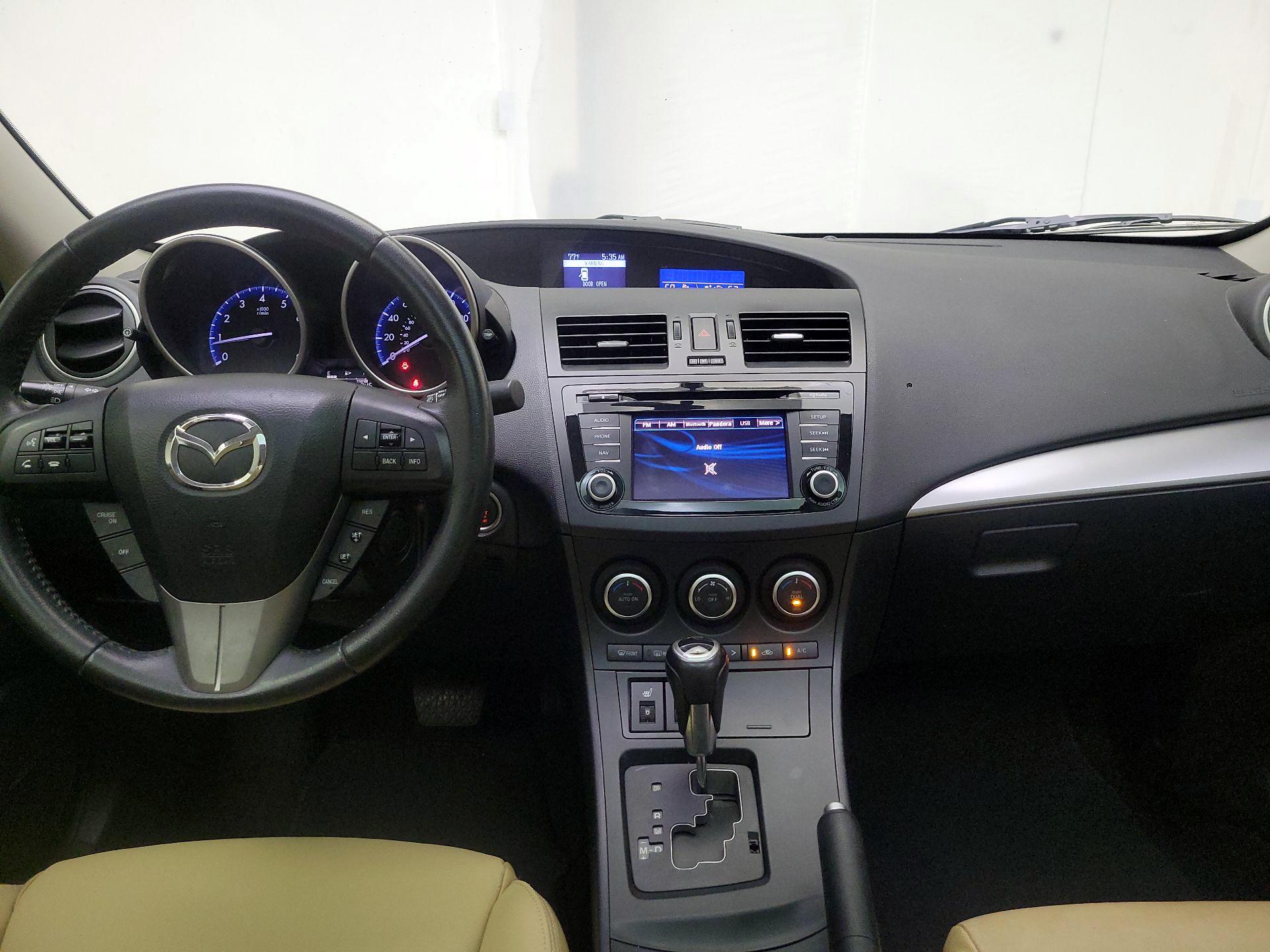 Thumbnail: 2013 Mazda Mazda3 - 9