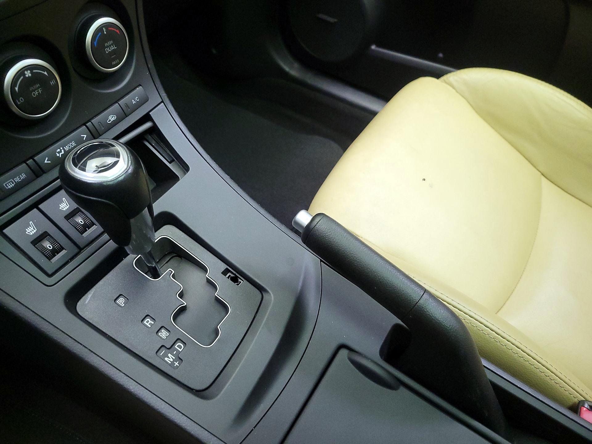 Thumbnail: 2013 Mazda Mazda3 - 16