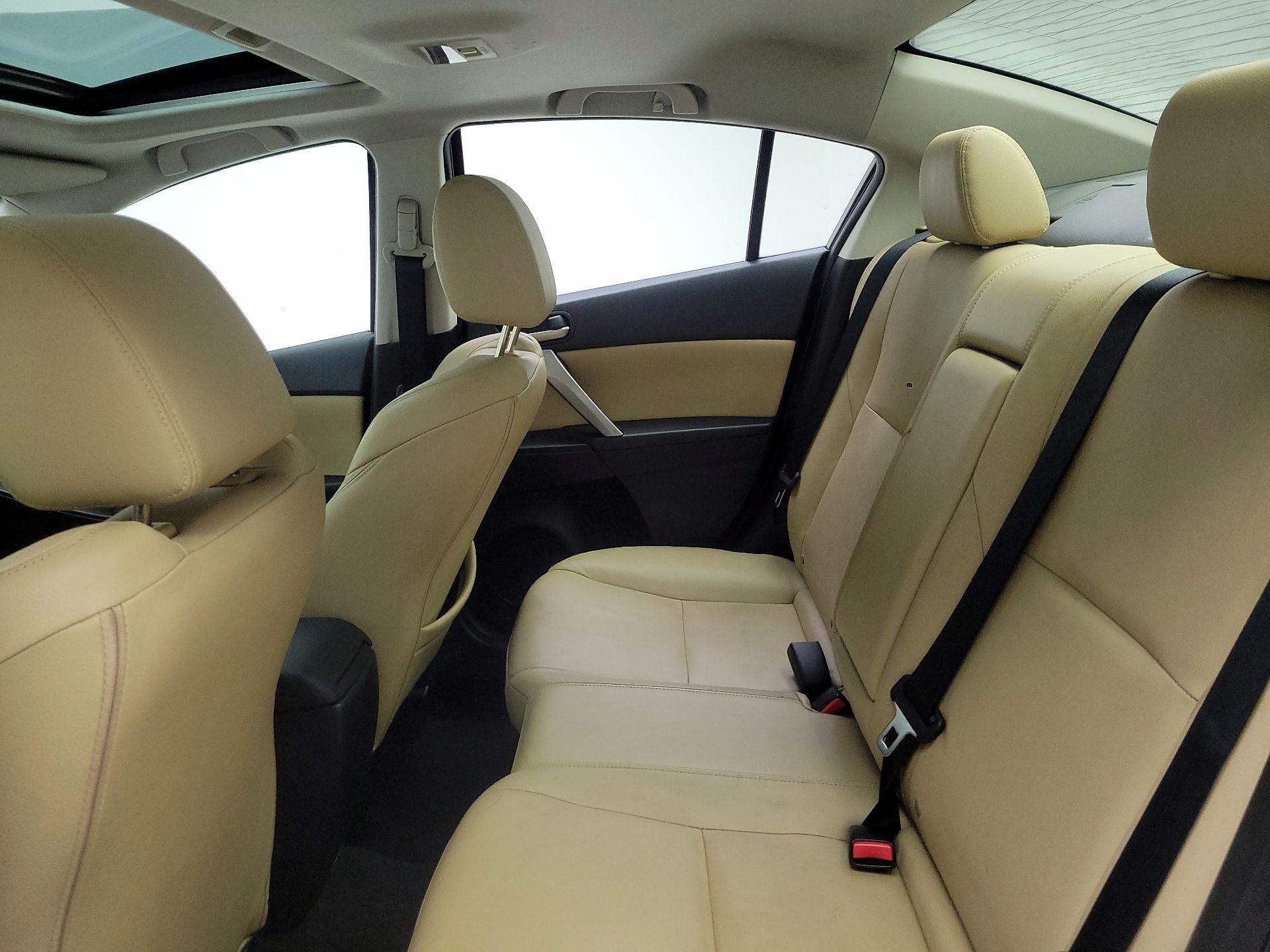 Thumbnail: 2013 Mazda Mazda3 - 19