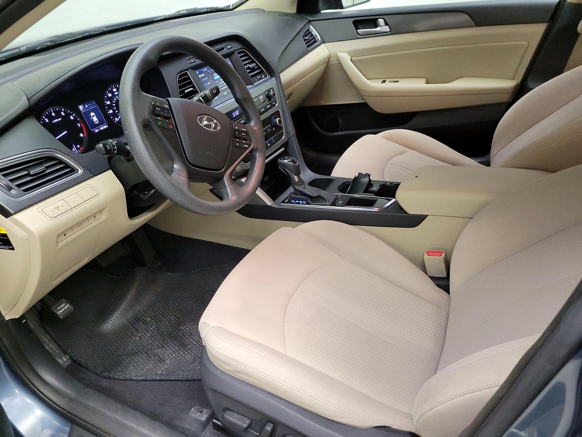 Thumbnail: 2016 Hyundai Sonata - 11