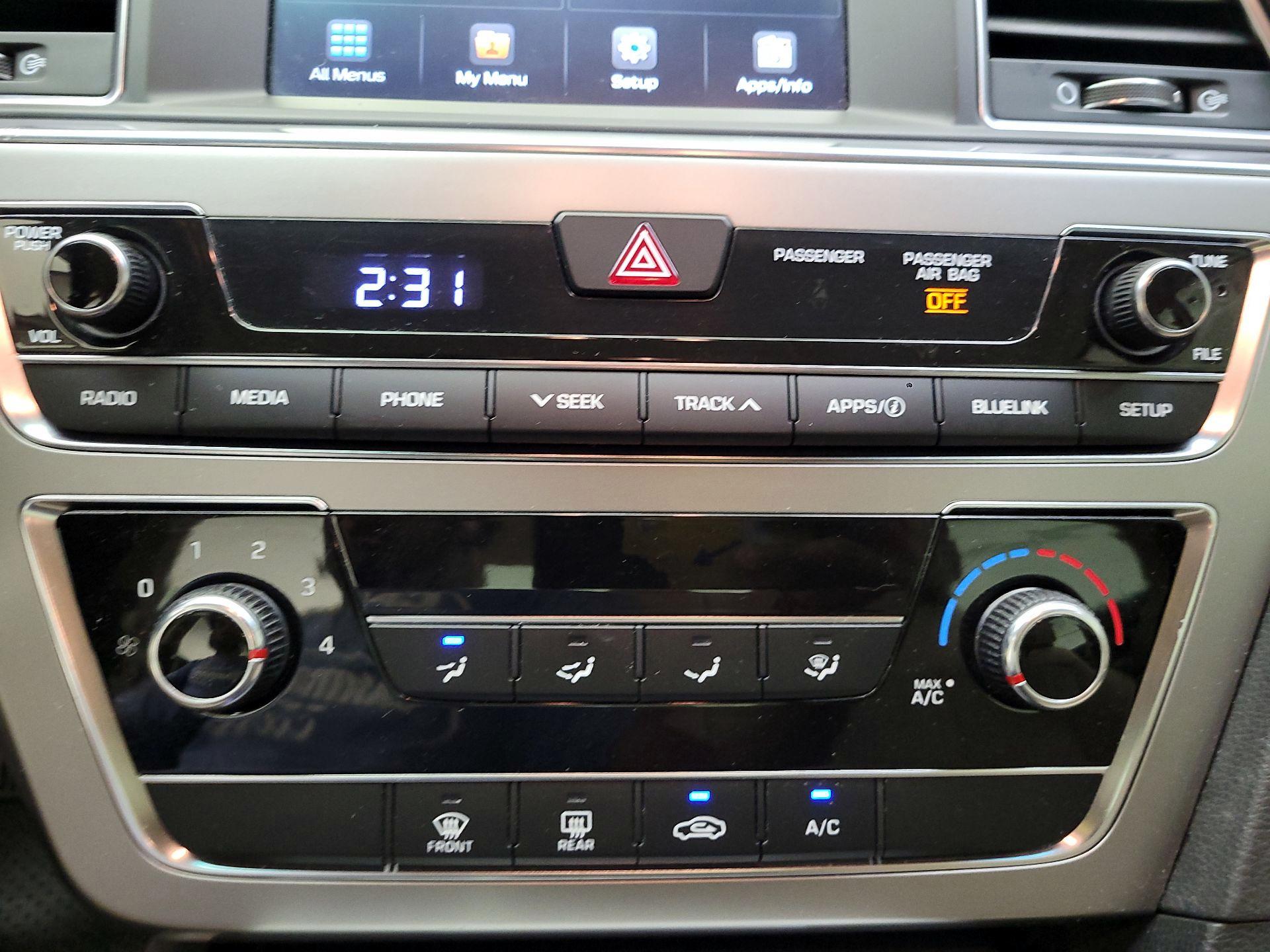Thumbnail: 2016 Hyundai Sonata - 16