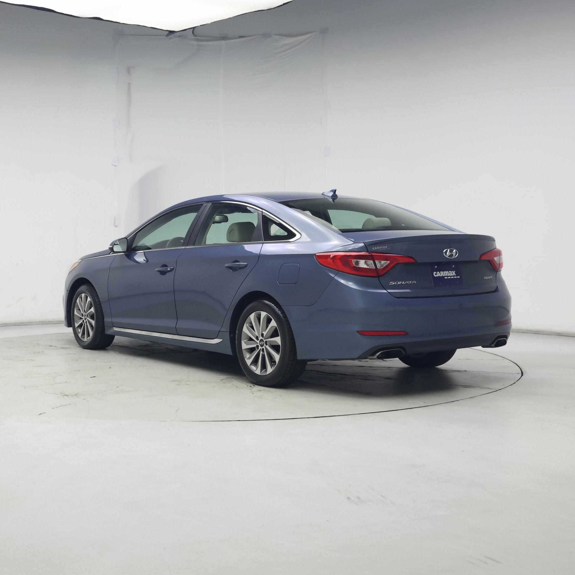 Thumbnail: 2016 Hyundai Sonata - 2