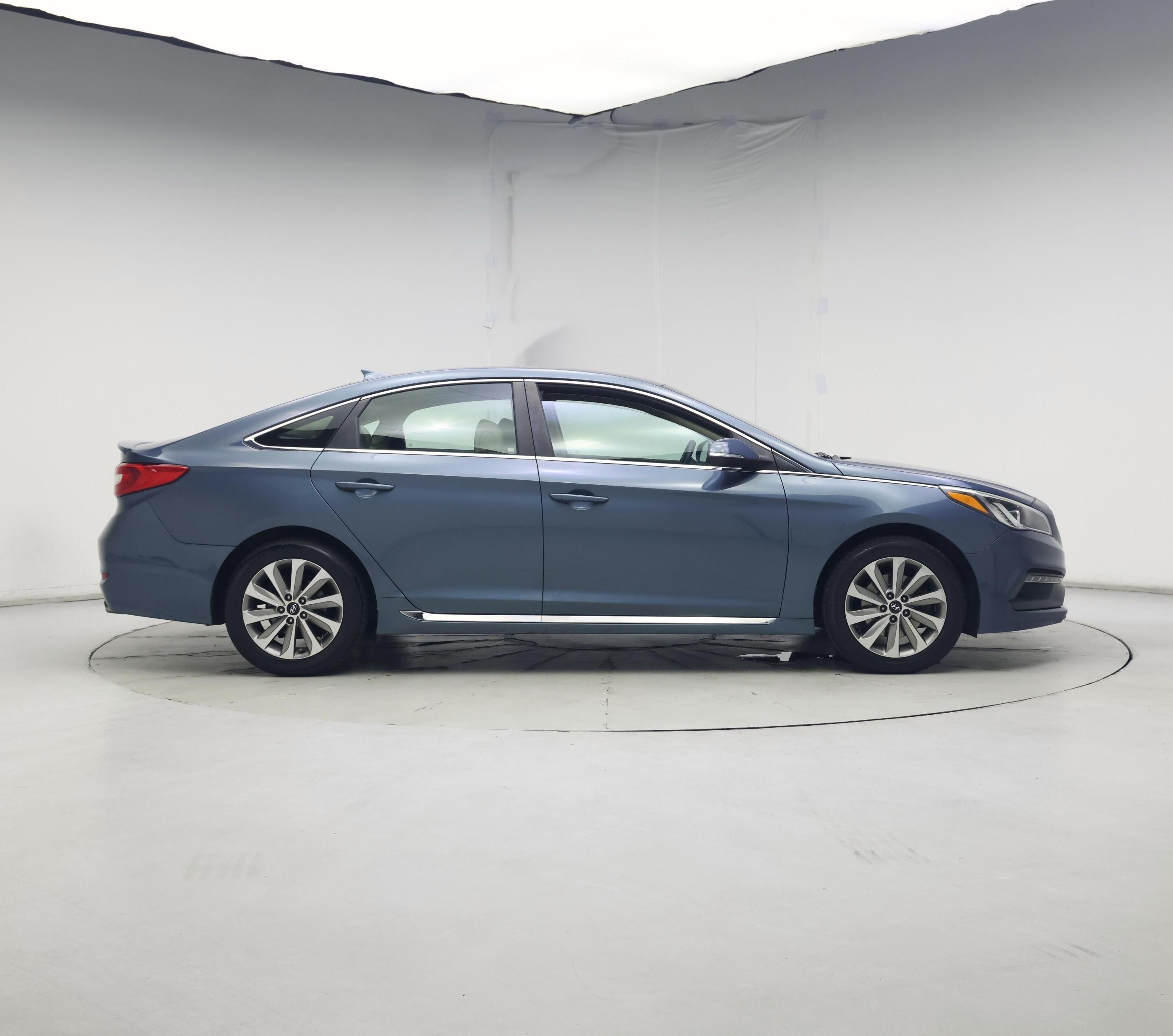Thumbnail: 2016 Hyundai Sonata - 7