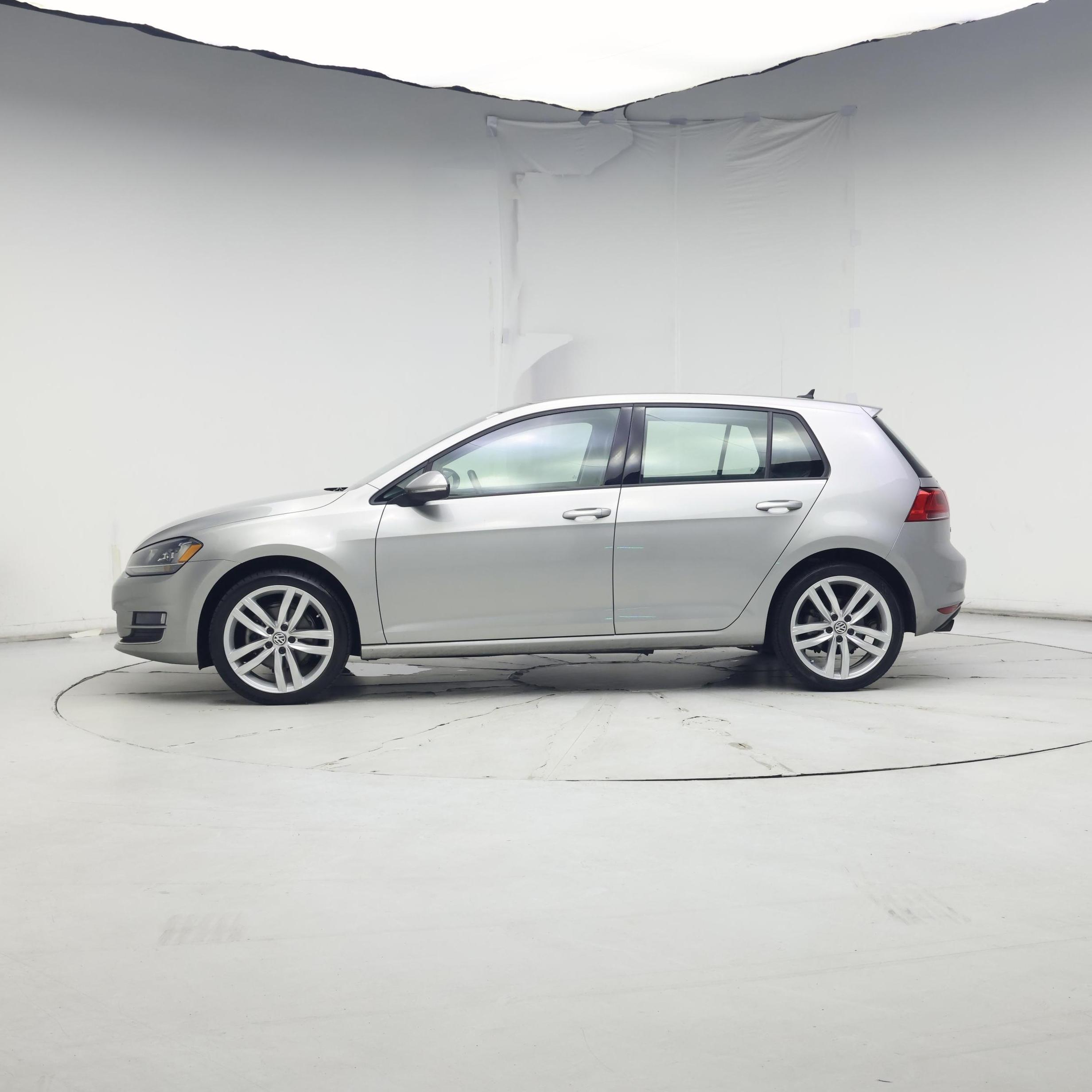 Thumbnail: 2015 Volkswagen Golf - 3