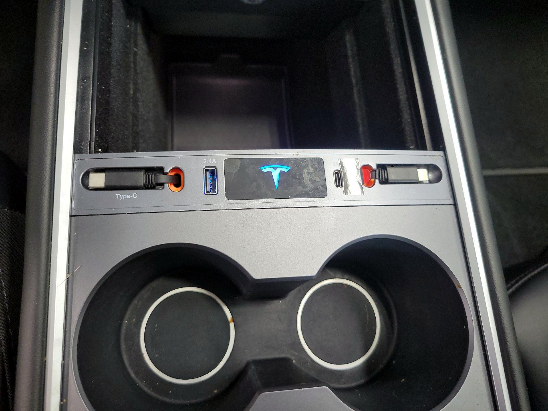 Thumbnail: 2023 Tesla Model 3 - 18