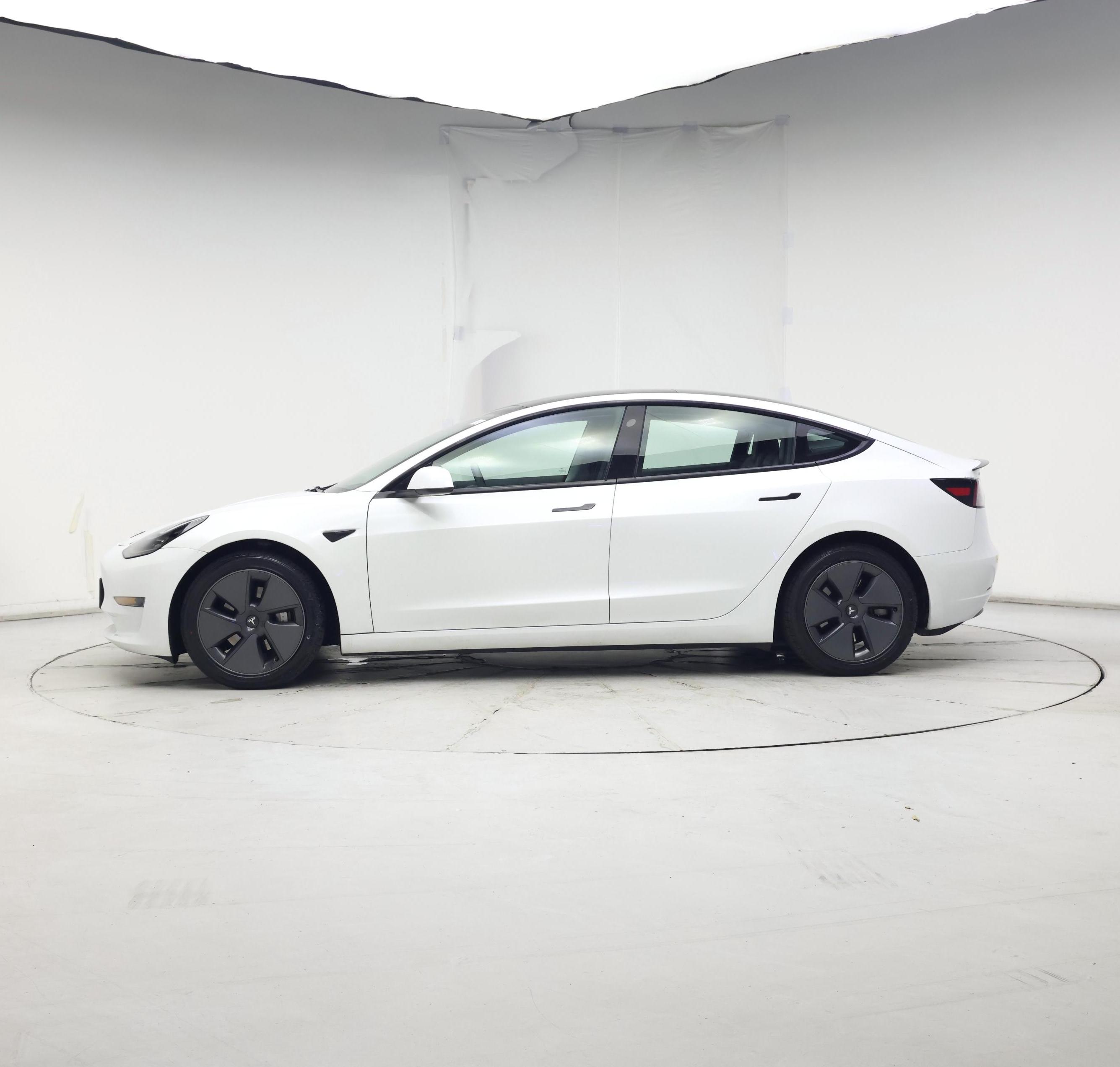 Thumbnail: 2023 Tesla Model 3 - 3