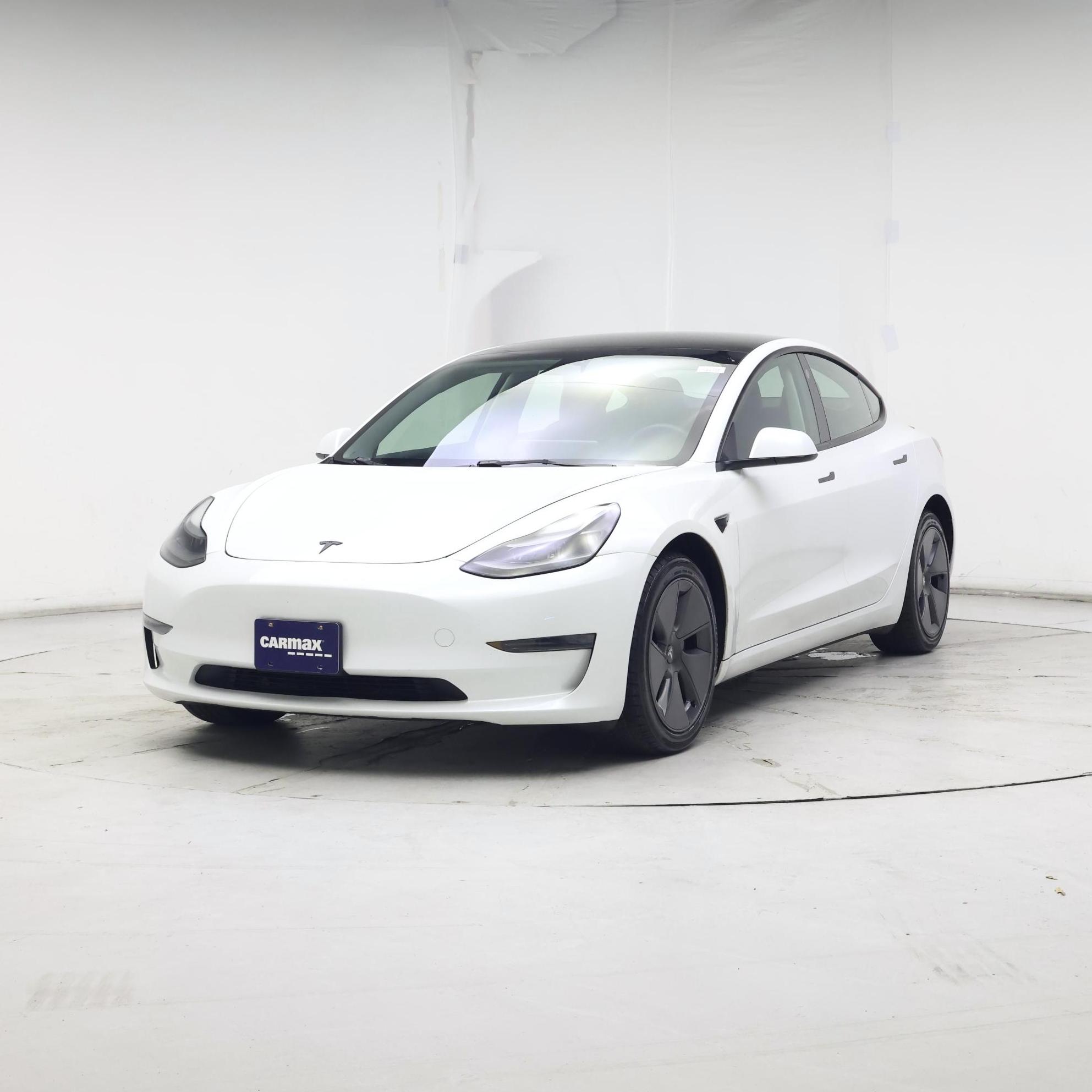Thumbnail: 2023 Tesla Model 3 - 4