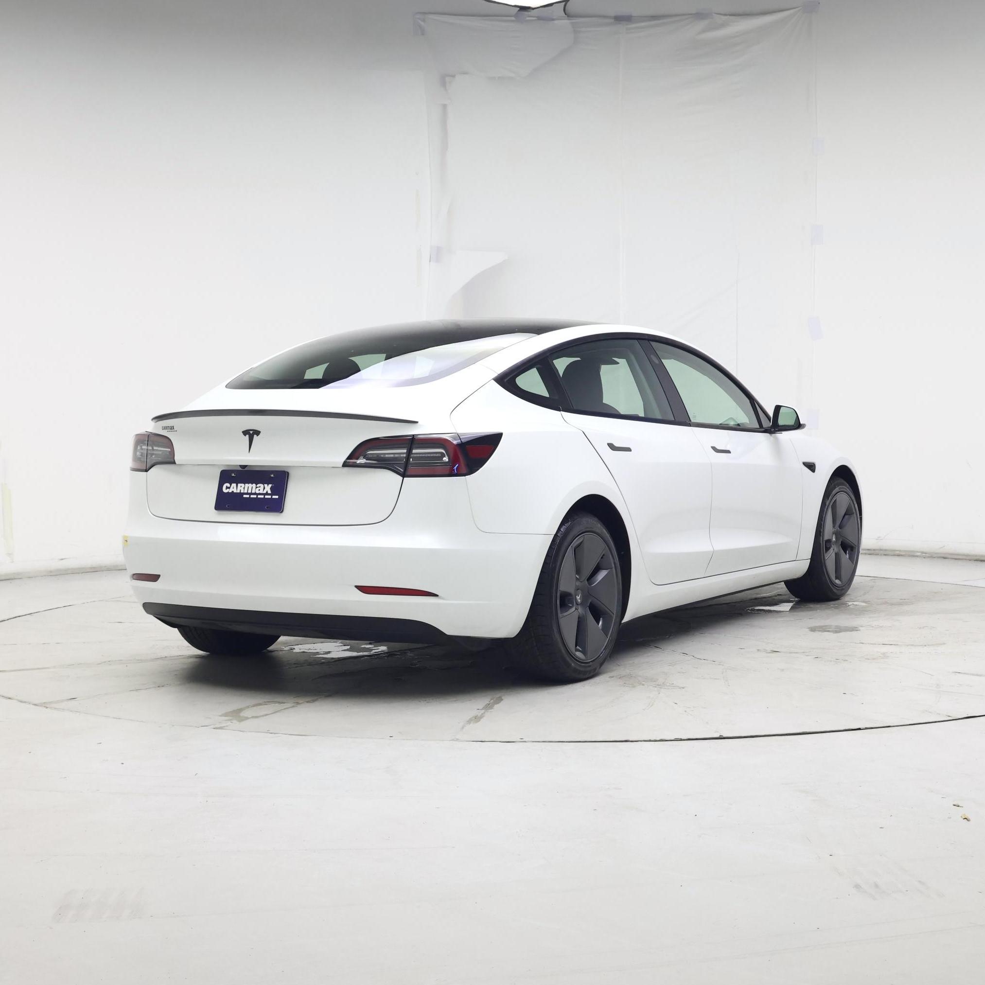Thumbnail: 2023 Tesla Model 3 - 8