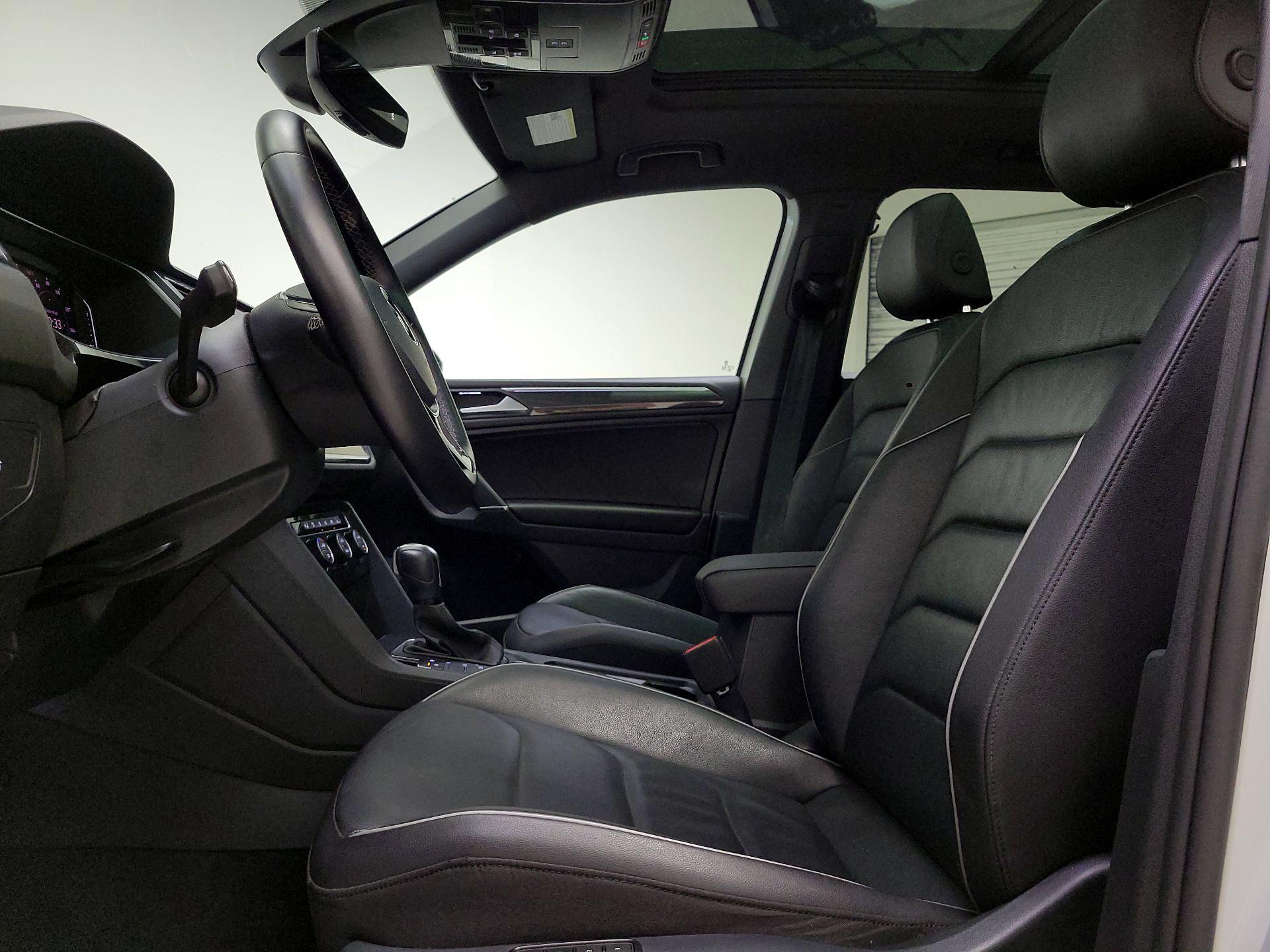 Thumbnail: 2020 Volkswagen Tiguan - 11