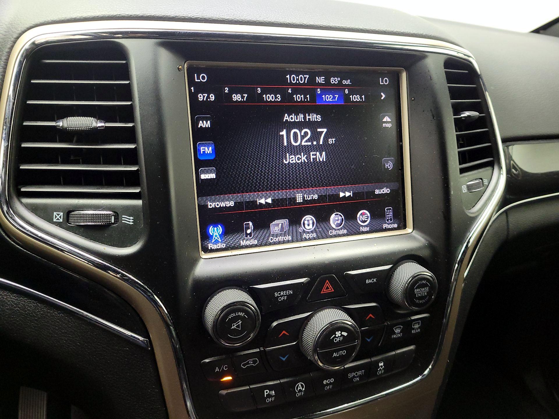 Thumbnail: 2017 Jeep Grand Cherokee - 16