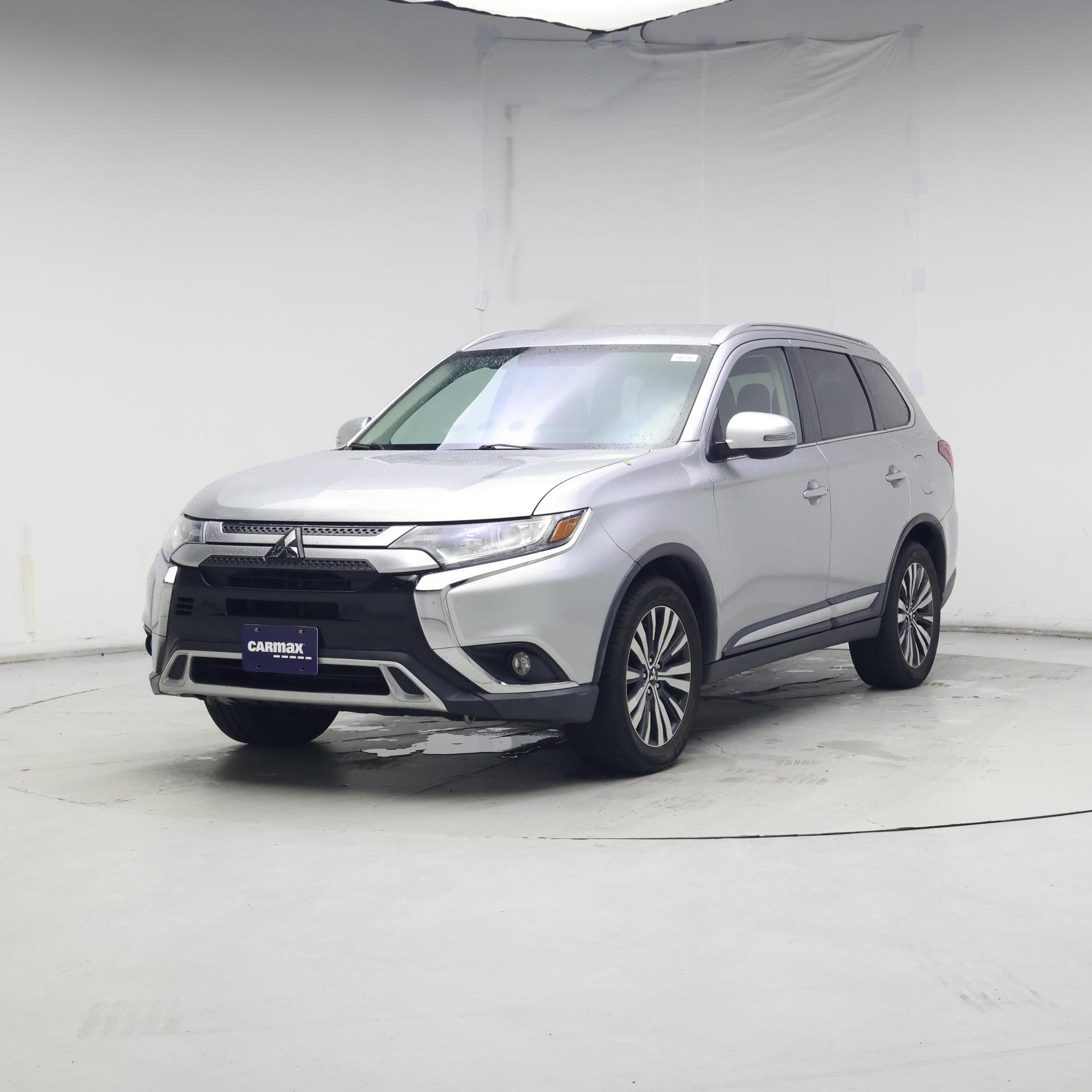 Thumbnail: 2019 Mitsubishi Outlander - 4