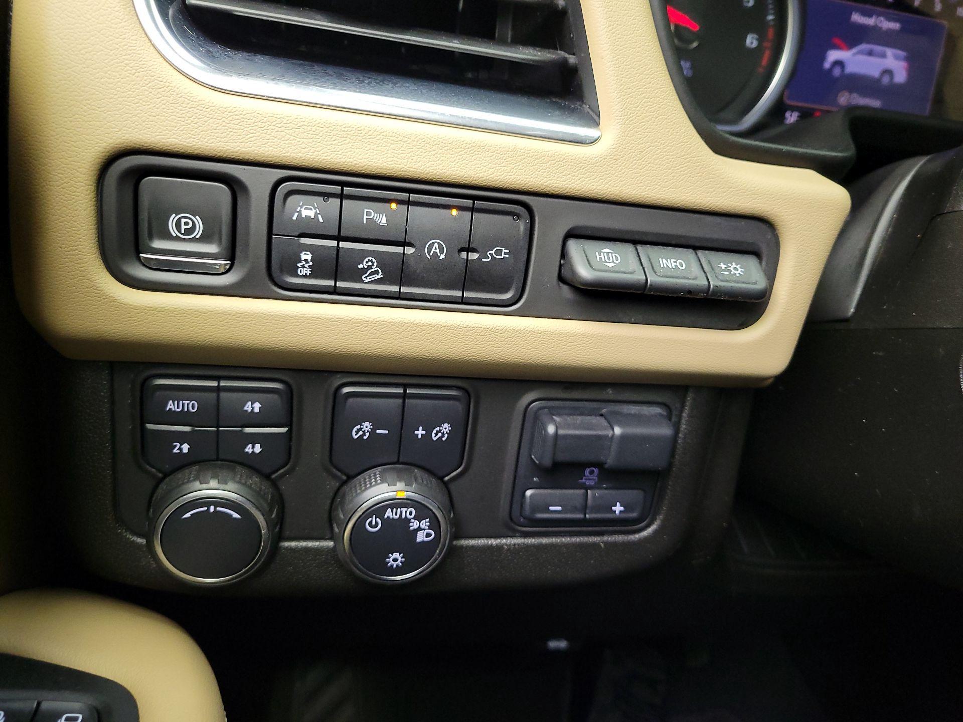 Thumbnail: 2021 Chevrolet Tahoe - 13