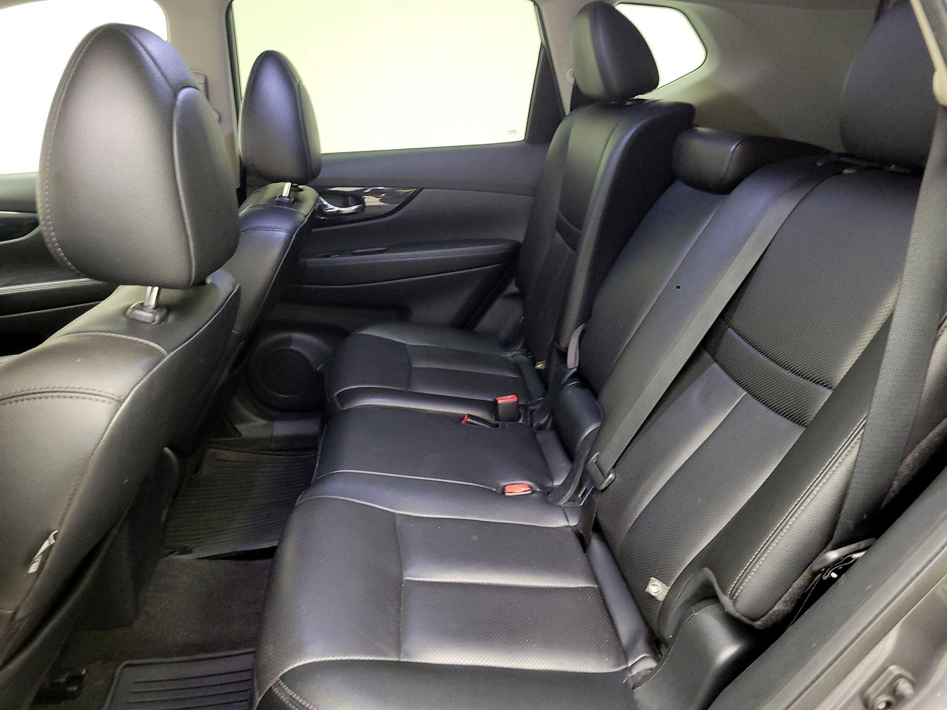 Thumbnail: 2019 Nissan Rogue - 20