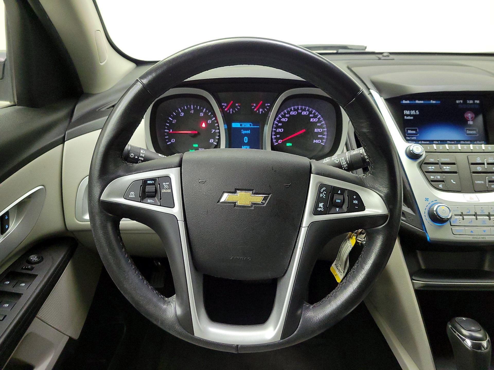 Thumbnail: 2017 Chevrolet Equinox - 10
