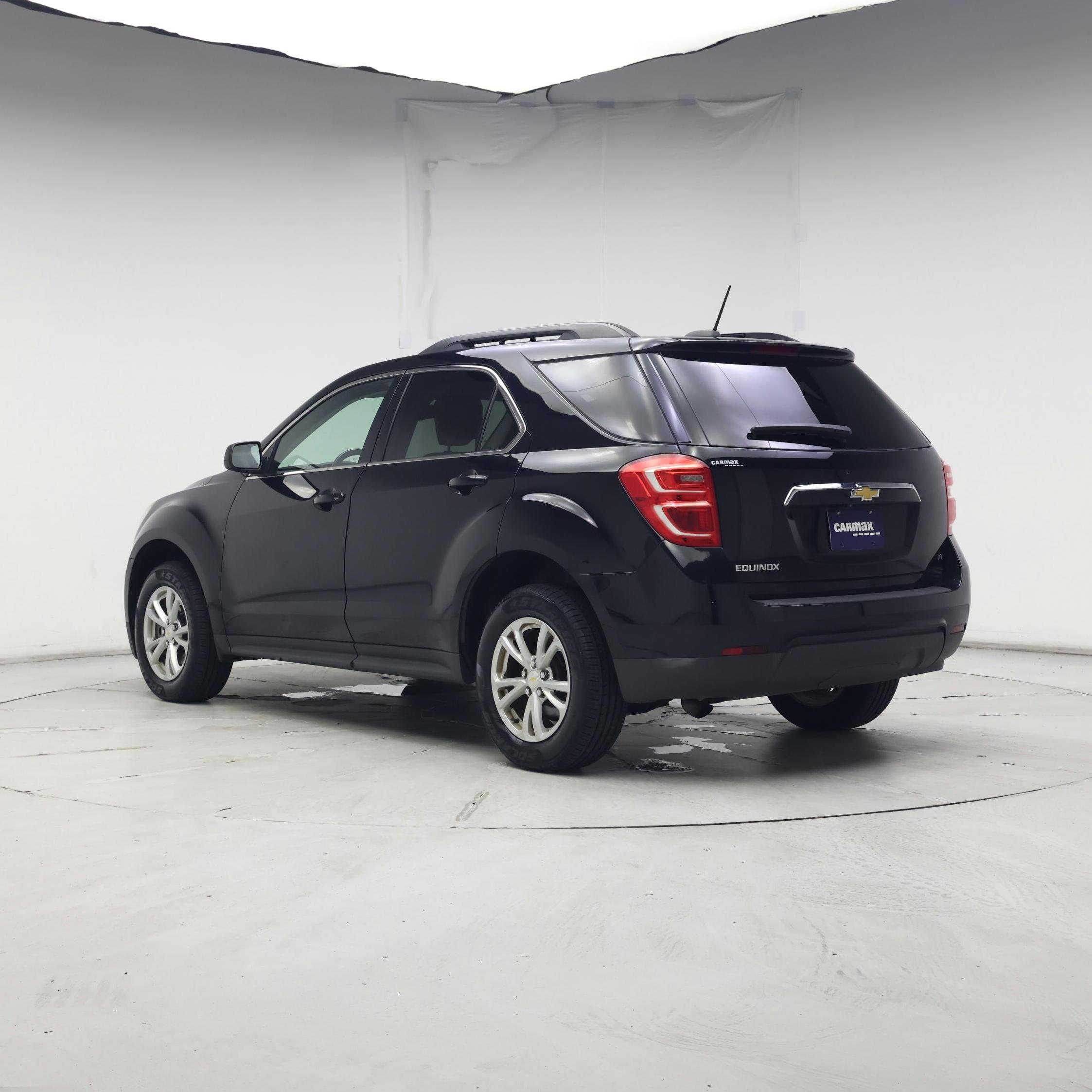 Thumbnail: 2017 Chevrolet Equinox - 2