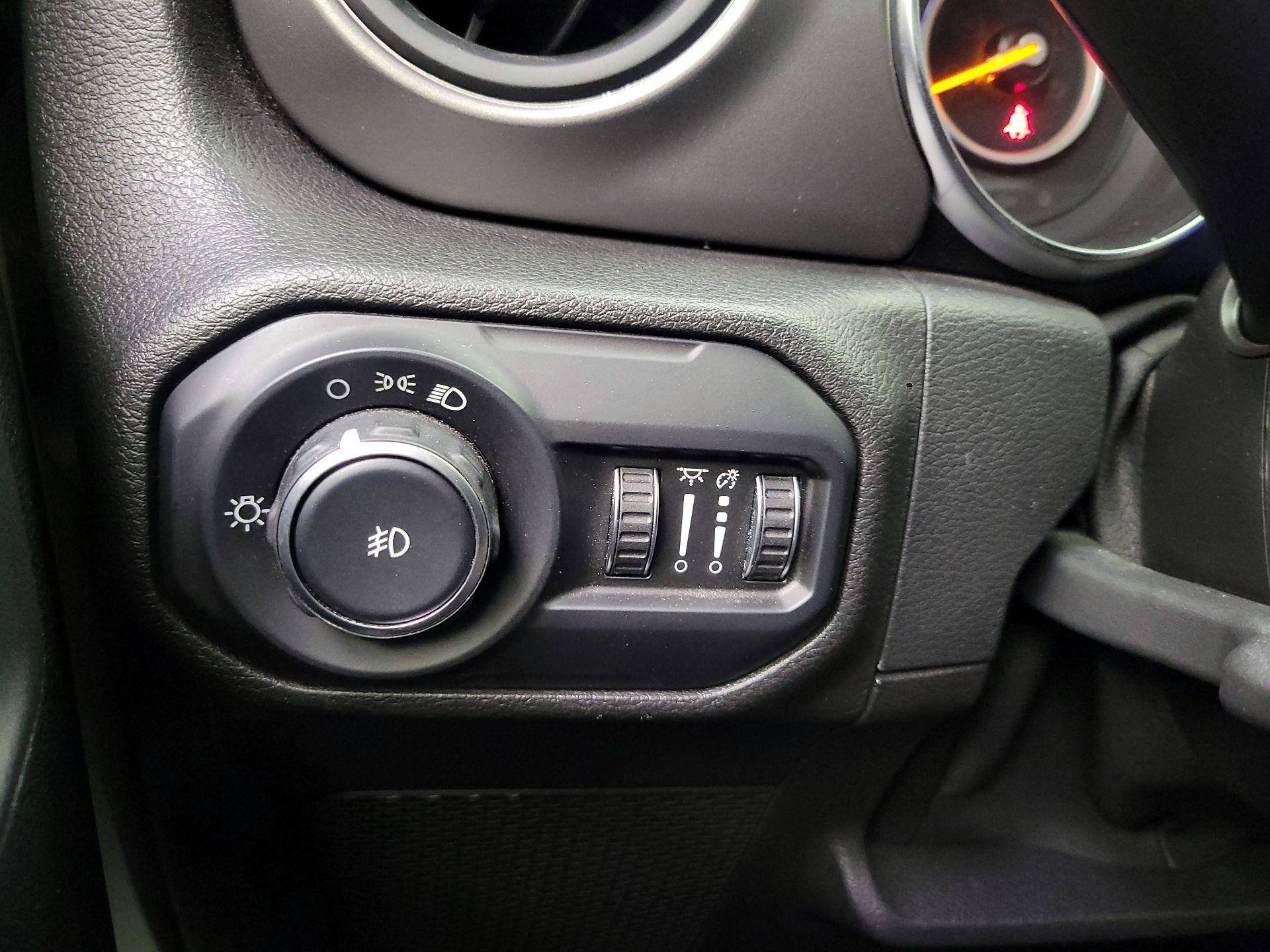 Thumbnail: 2021 Jeep Wrangler - 13